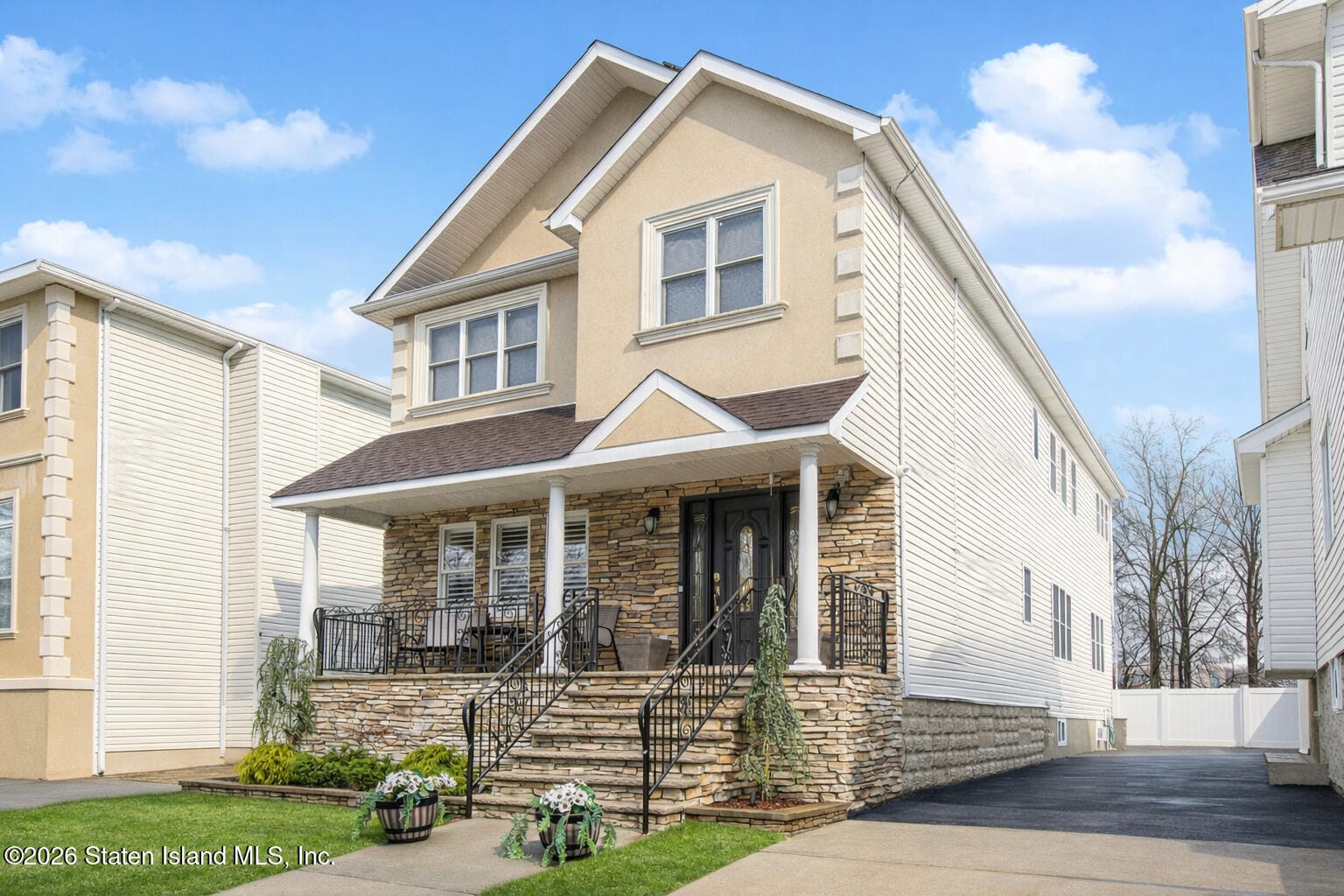 193 Bedell Avenue Image 2