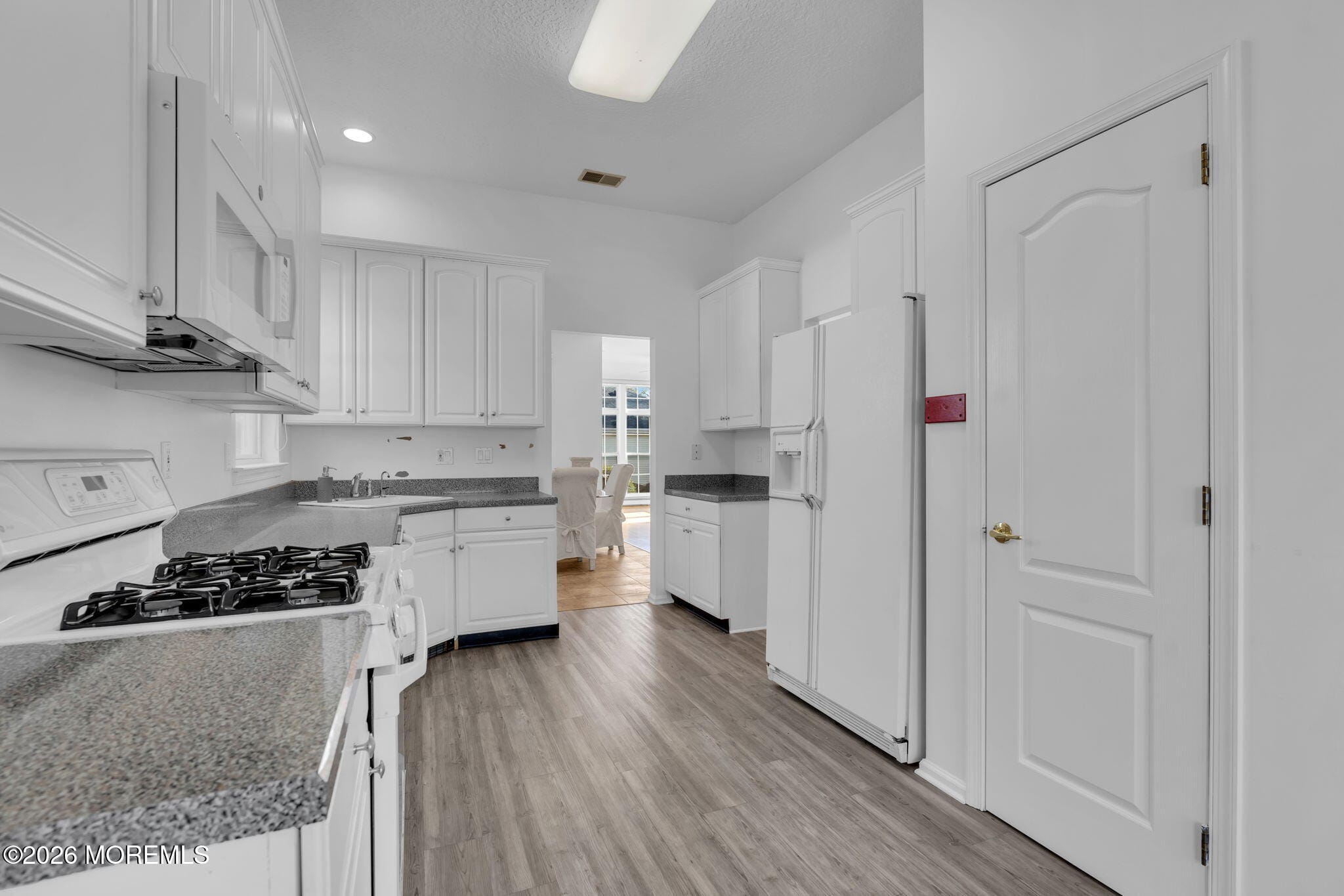 12 Bellflower Drive, Lakewood, NJ, 08701 image 26