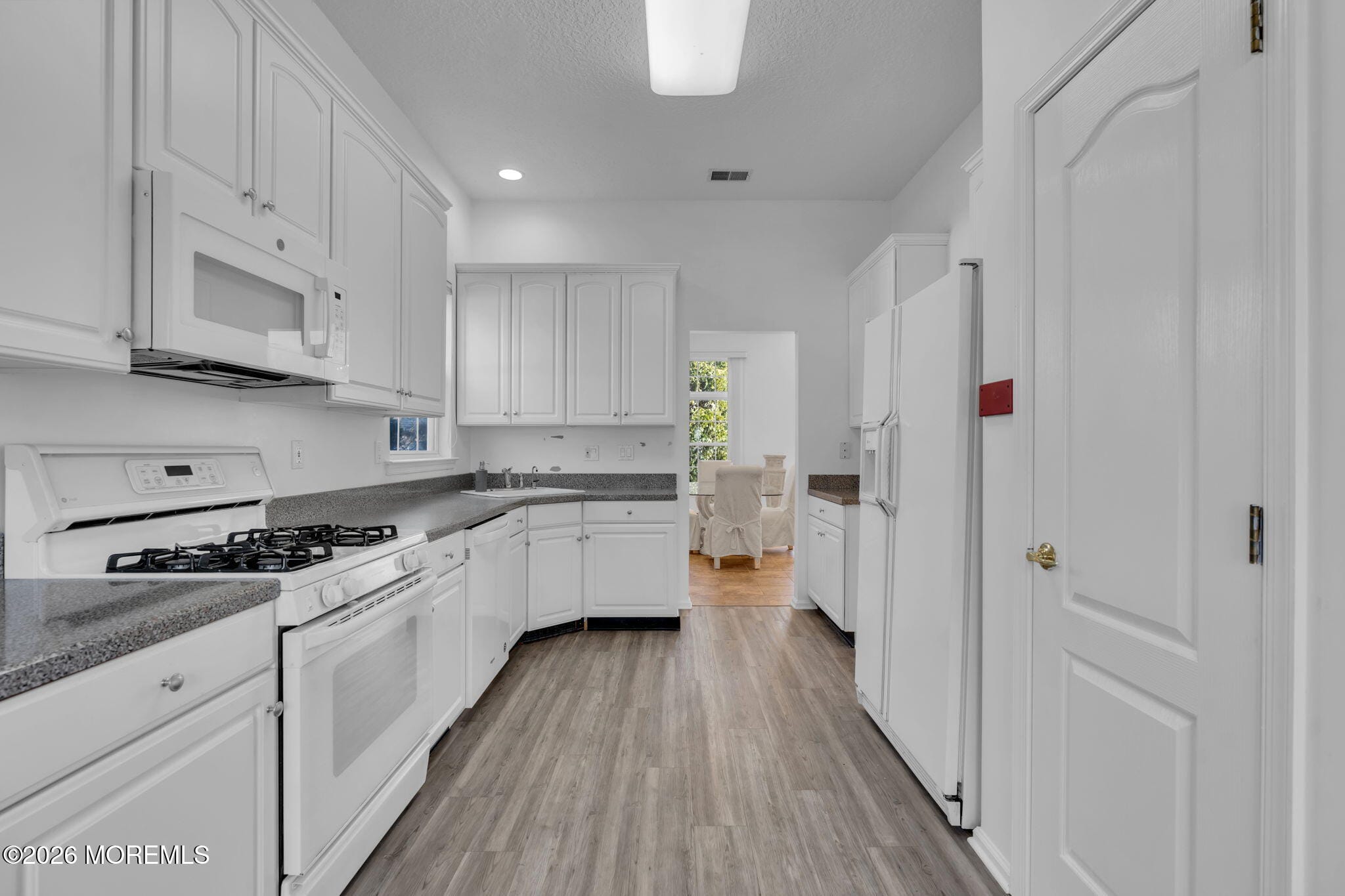 12 Bellflower Drive, Lakewood, NJ, 08701 image 28