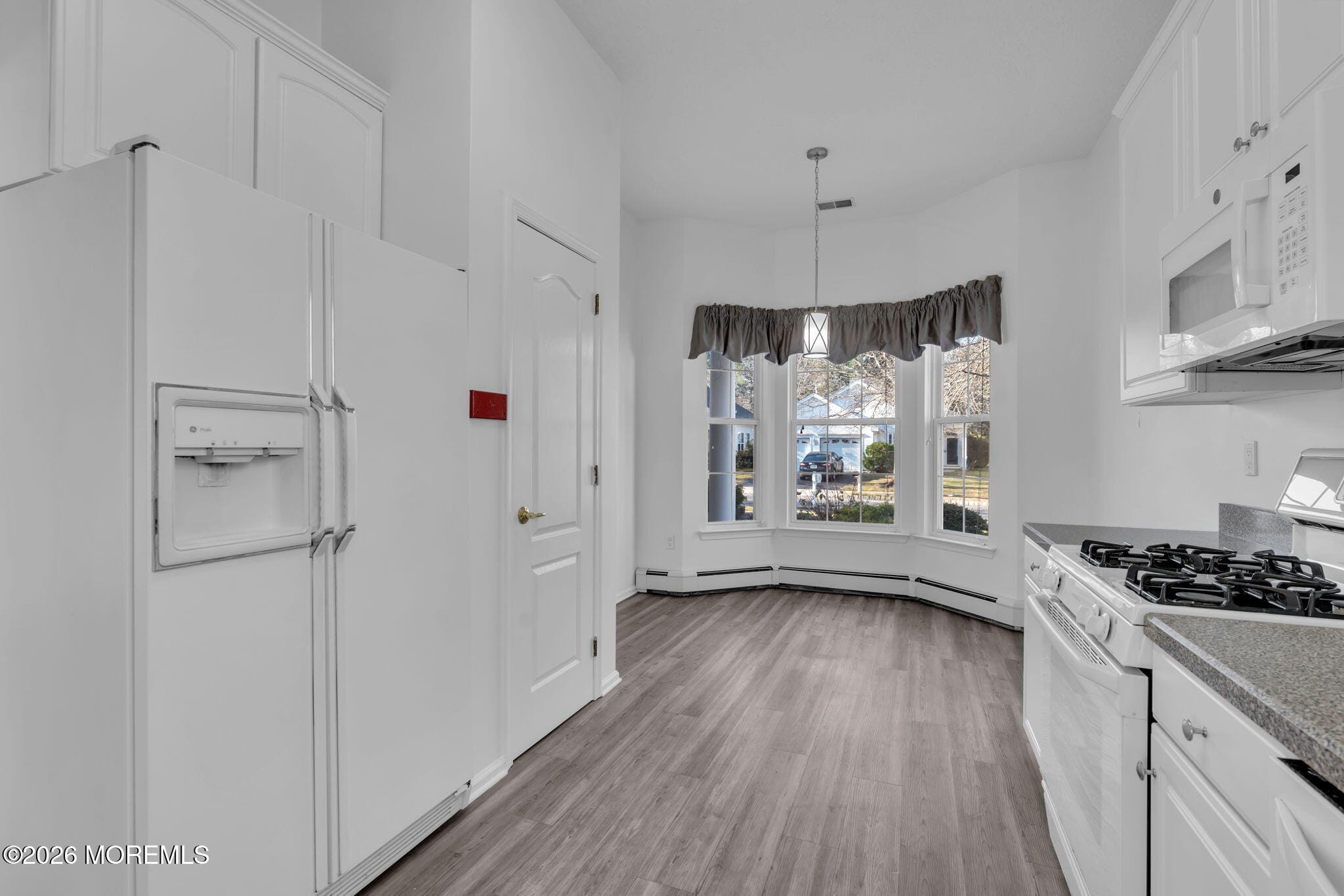 12 Bellflower Drive, Lakewood, NJ, 08701 image 33