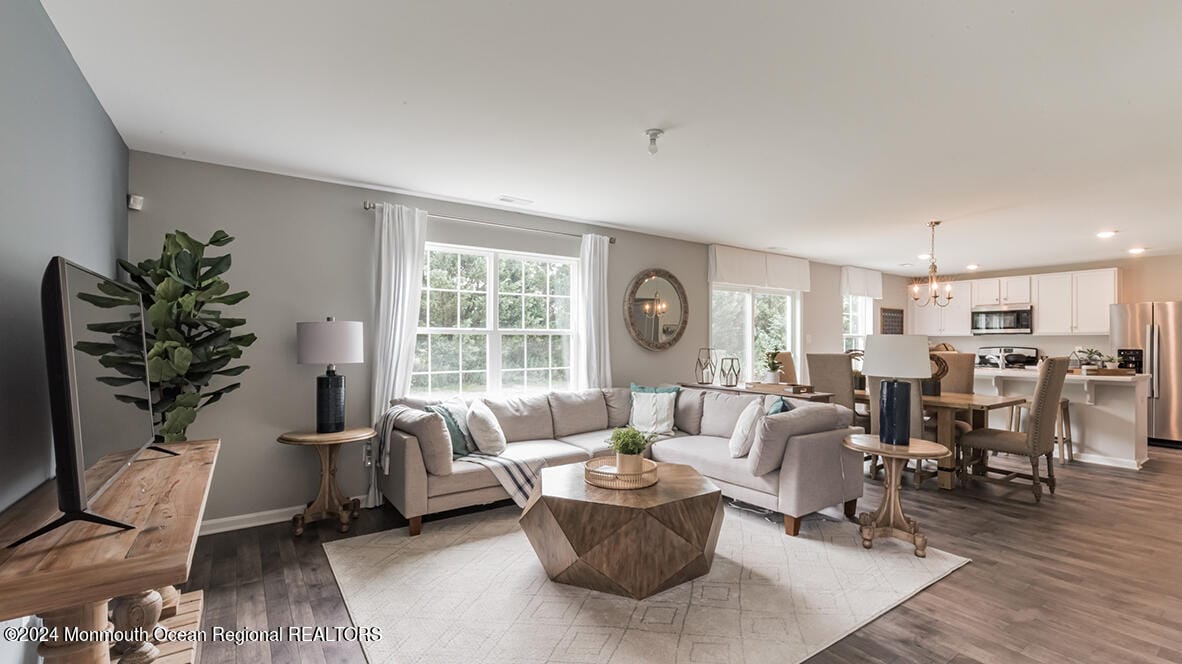 107 W 6th Street Image 2