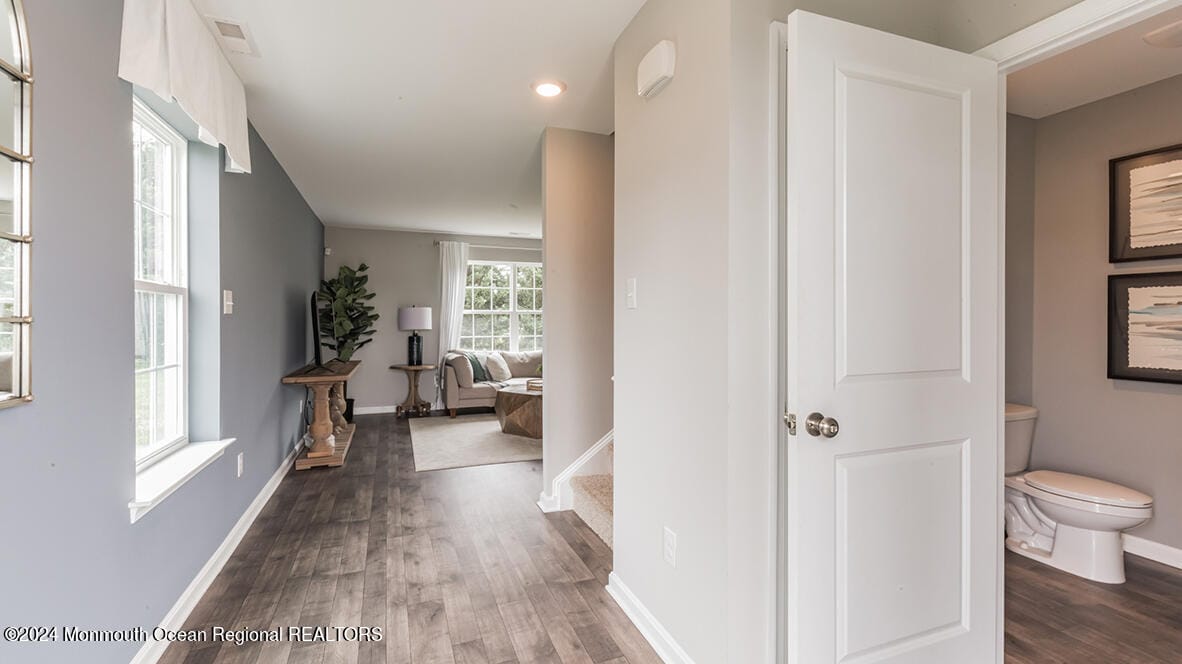 107 W 6th Street Image 3