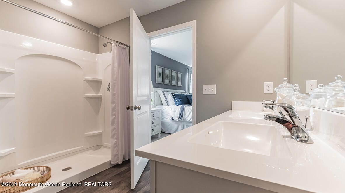 107 W 6th Street, Howell, NJ, 07731 image 24