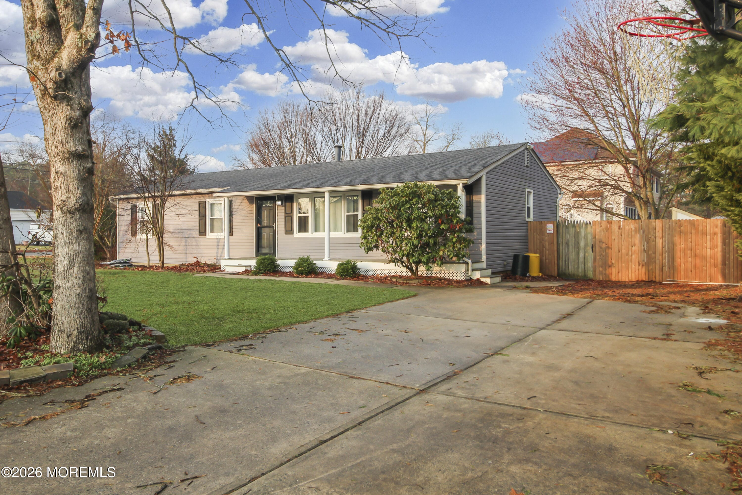 301 Middlesex Street Image 2