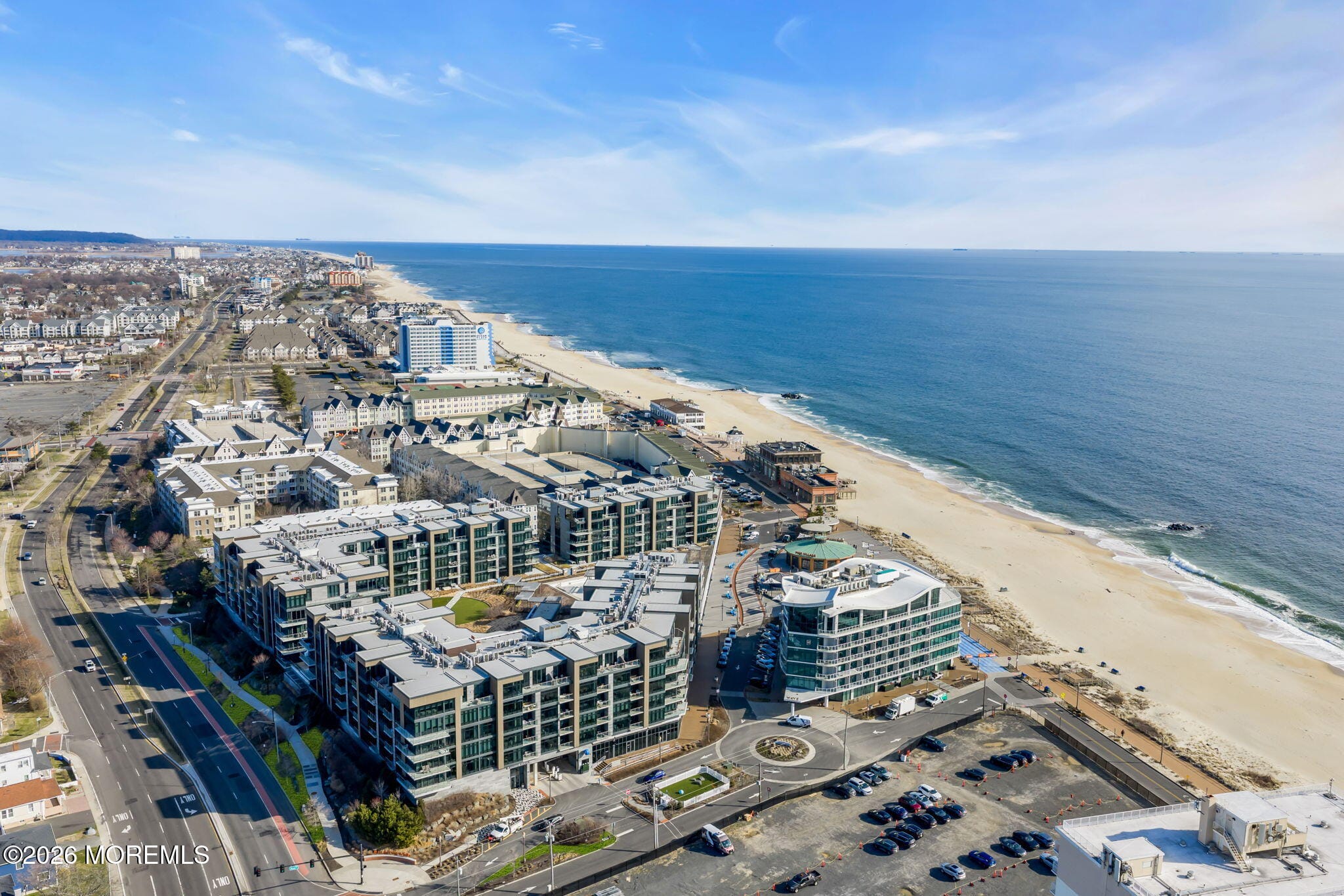 15 Morris Avenue 609 Image 4