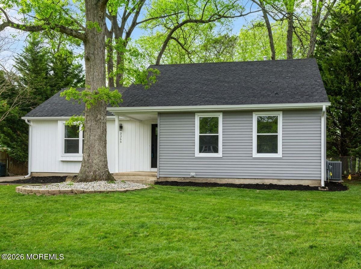 2365 Huckleberry Road Image 3