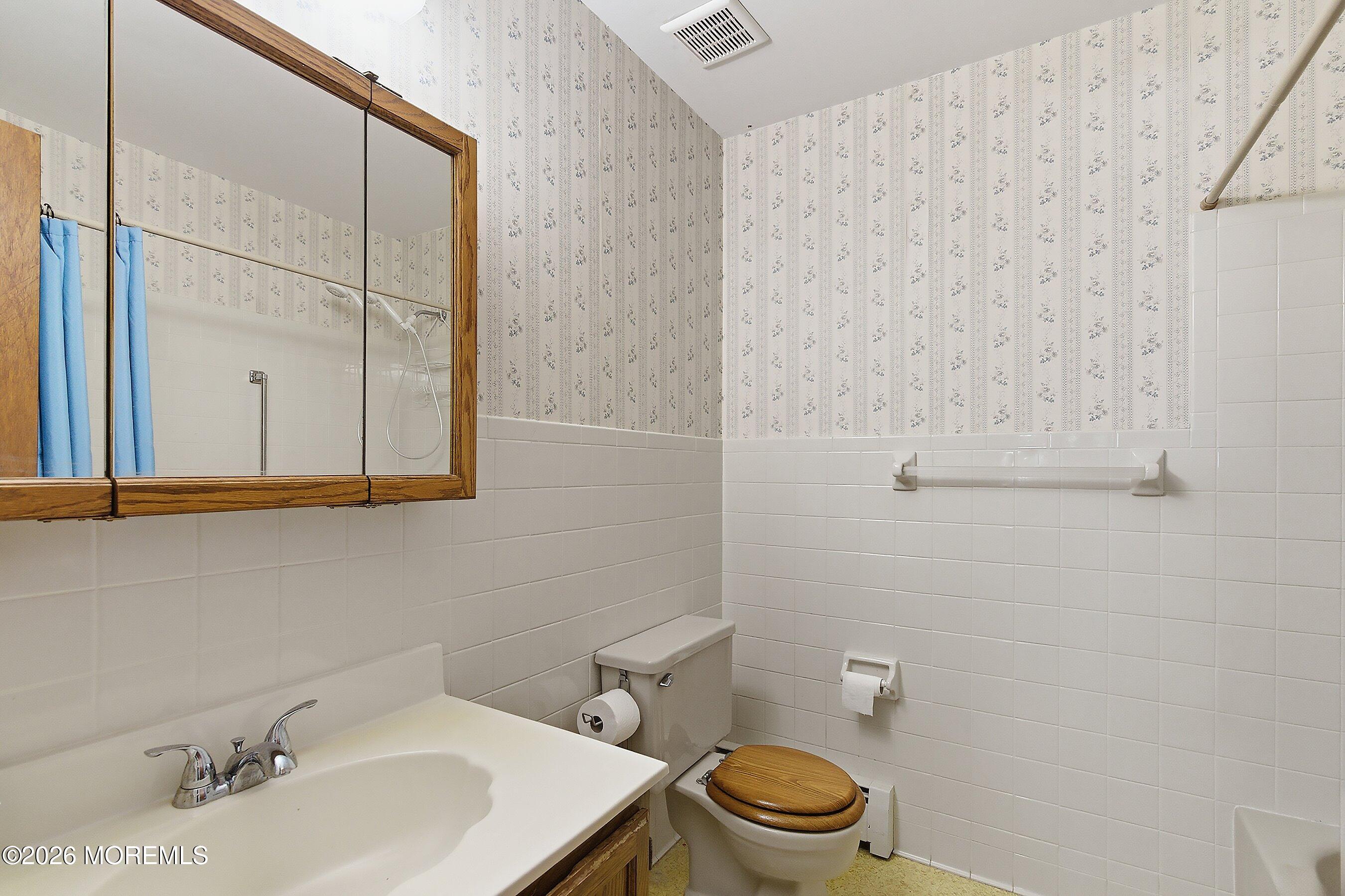 116 Orlando Boulevard, Toms River, NJ, 08757 image 21