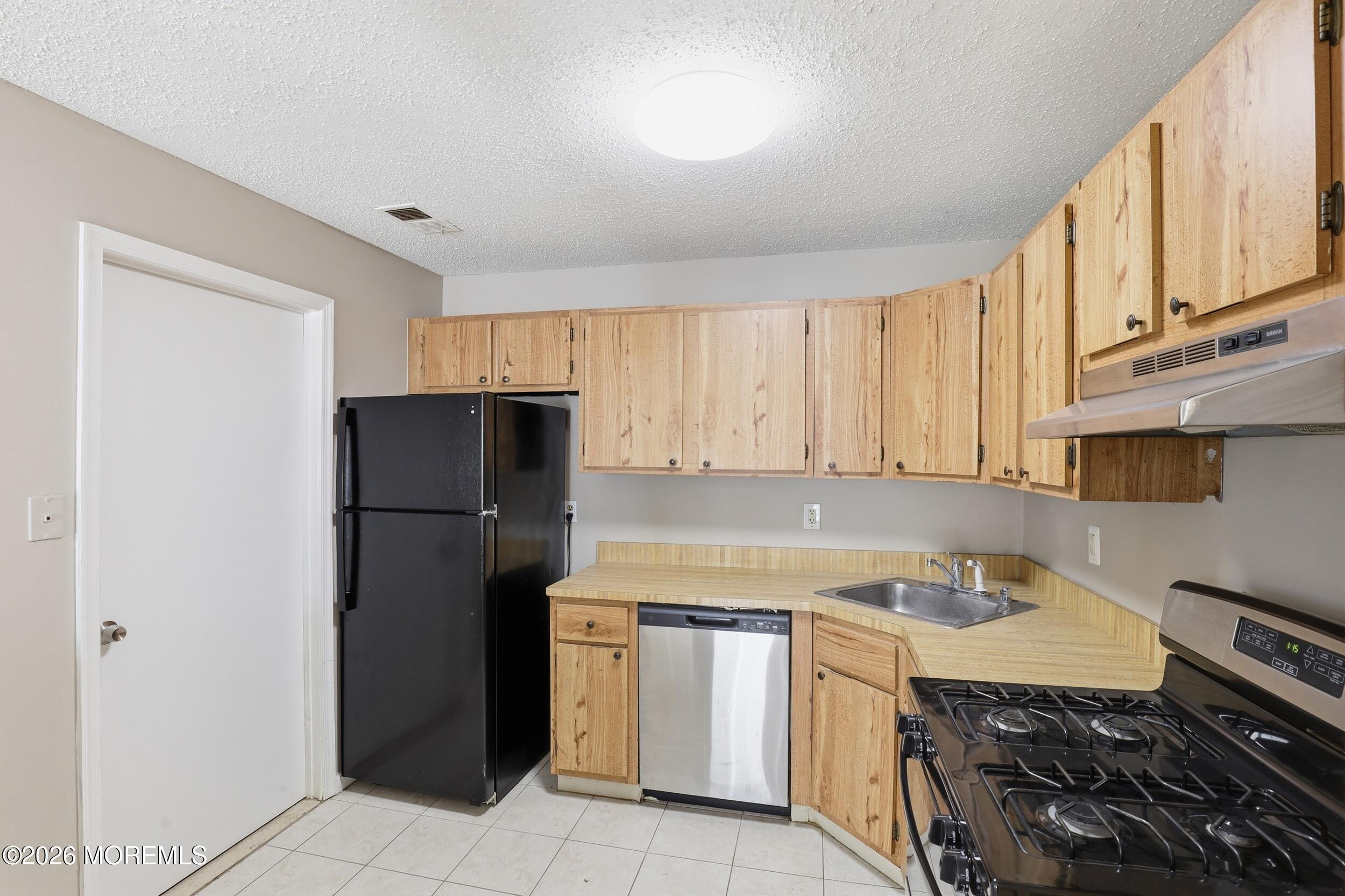 10-5 Boise Court, Freehold, NJ, 07728 image 10