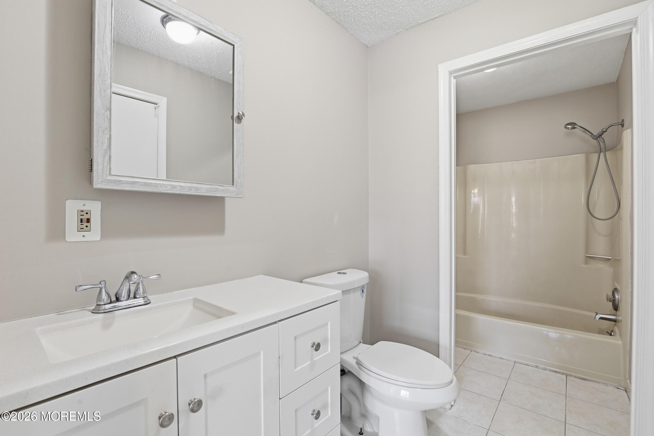 10-5 Boise Court, Freehold, NJ, 07728 image 16