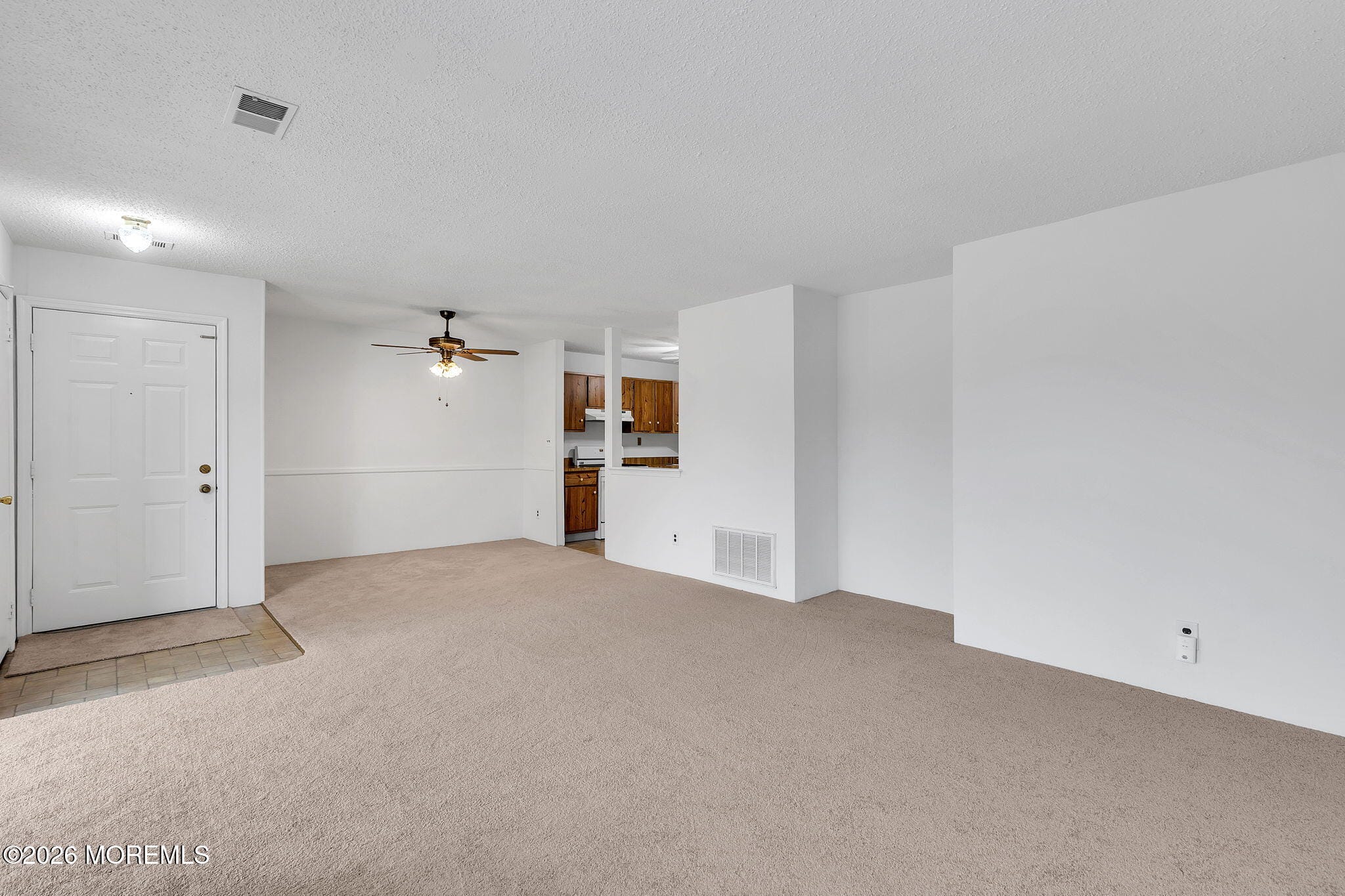 105 Frontier Way Image 5