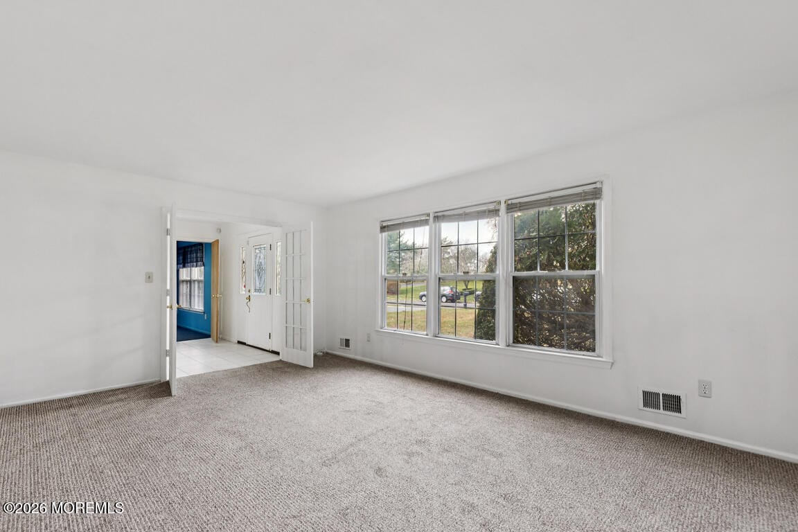 12 Village Drive Image 3