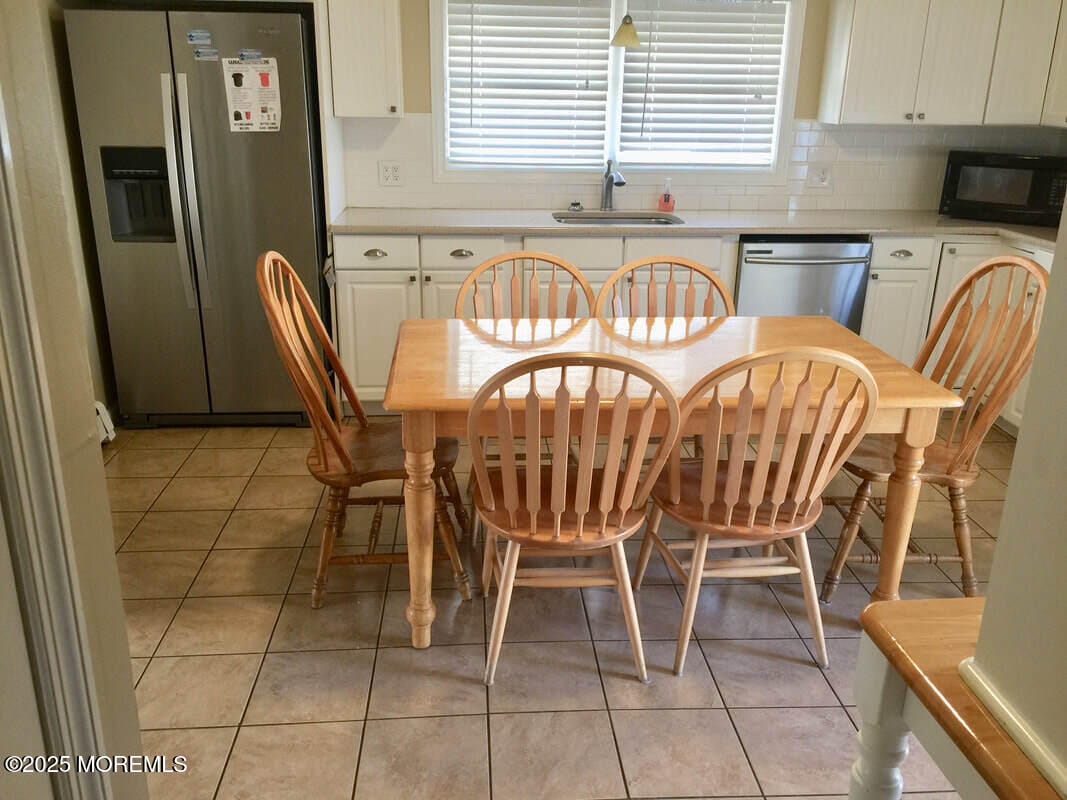 320 Webster Avenue Image 2