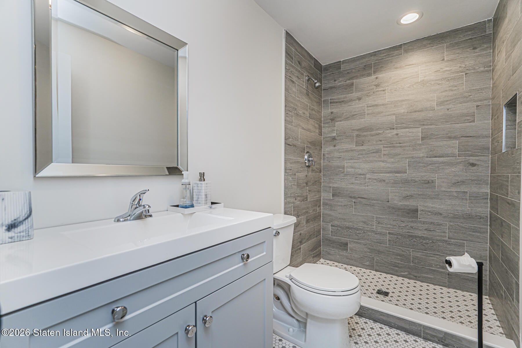 243 Robinson Avenue, Staten Island, NY, 10308 image 32