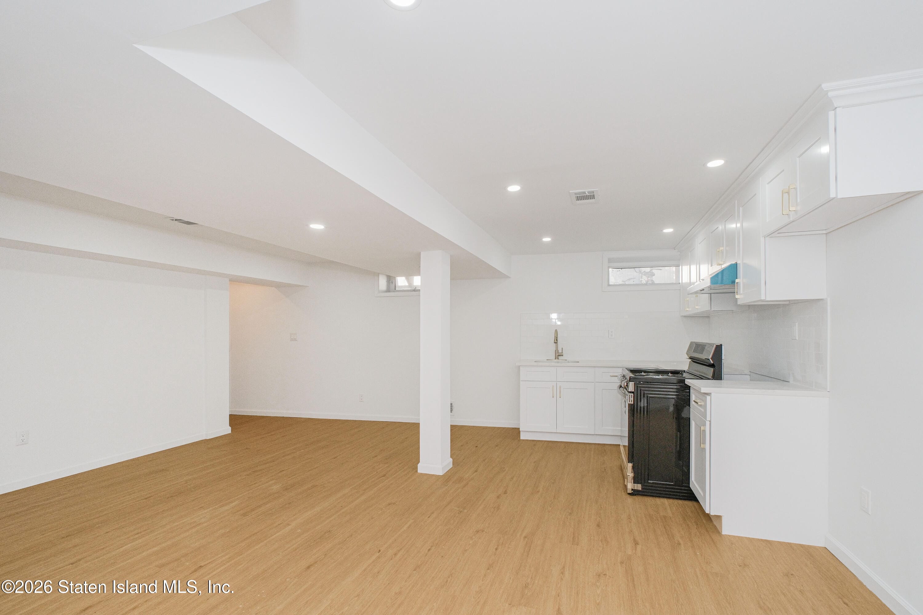 10 Penton Street, Staten Island, NY, 10309 image 23