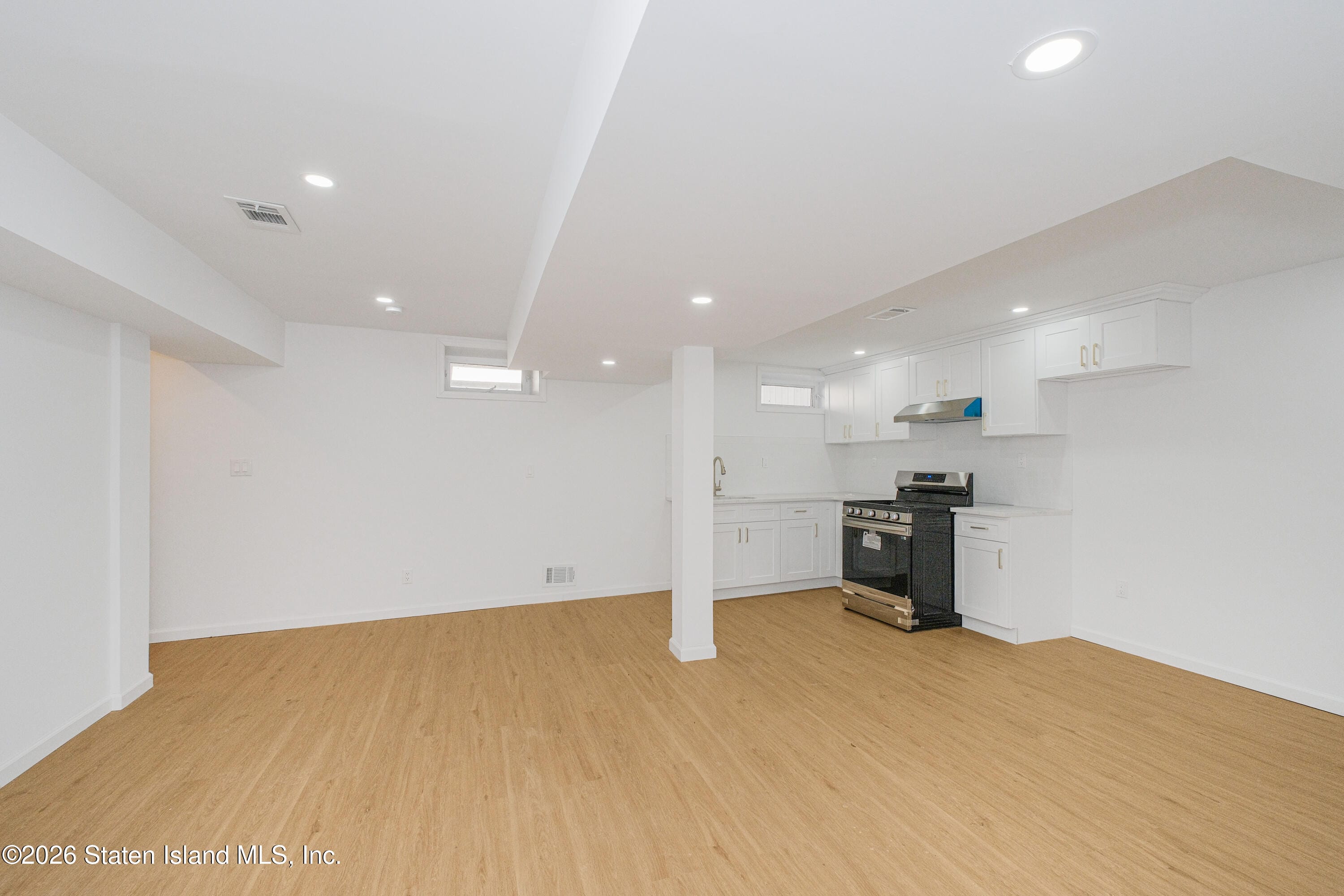 10 Penton Street, Staten Island, NY, 10309 image 24