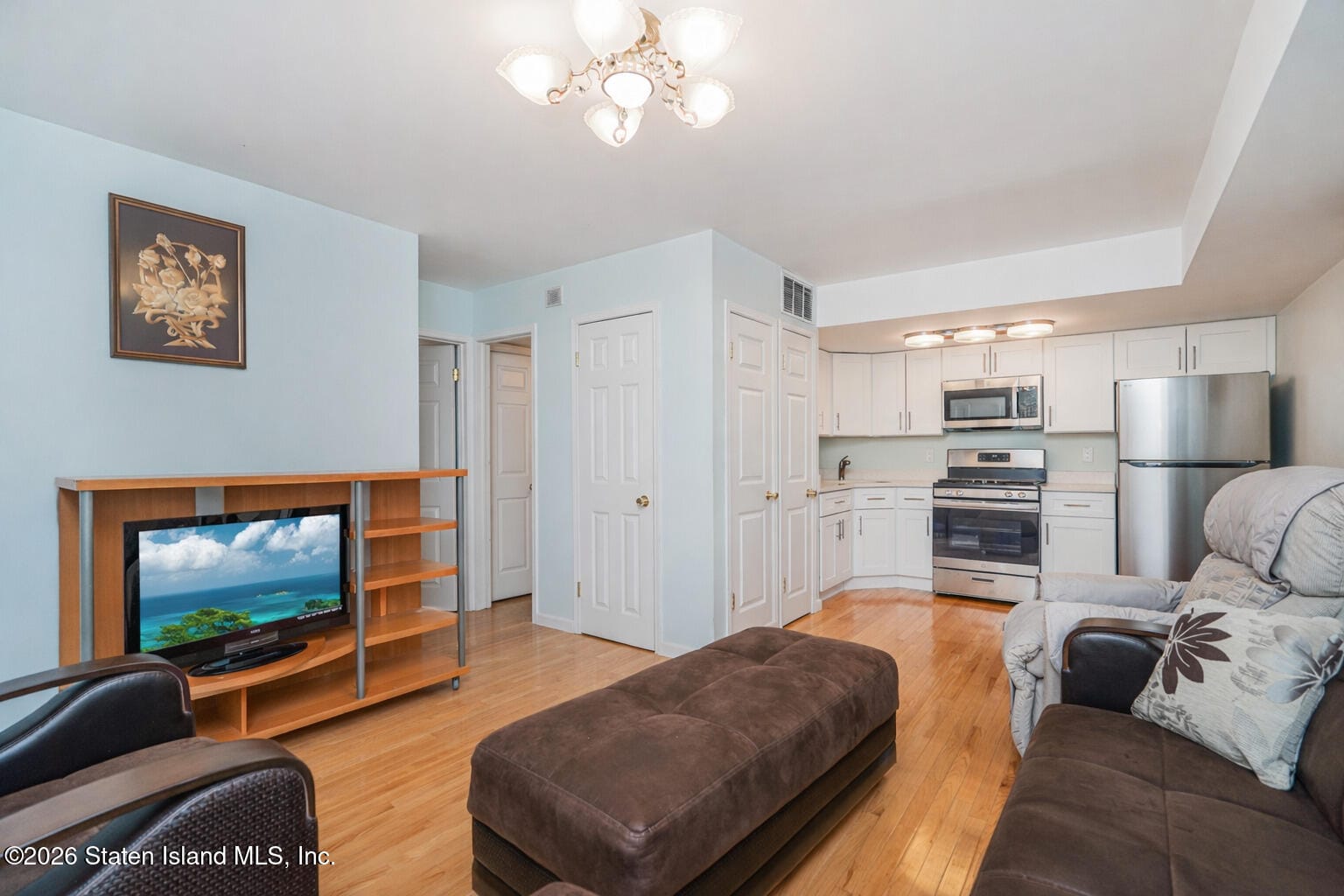 17 Red Cedar Lane, Staten Island, NY, 10309 image 12