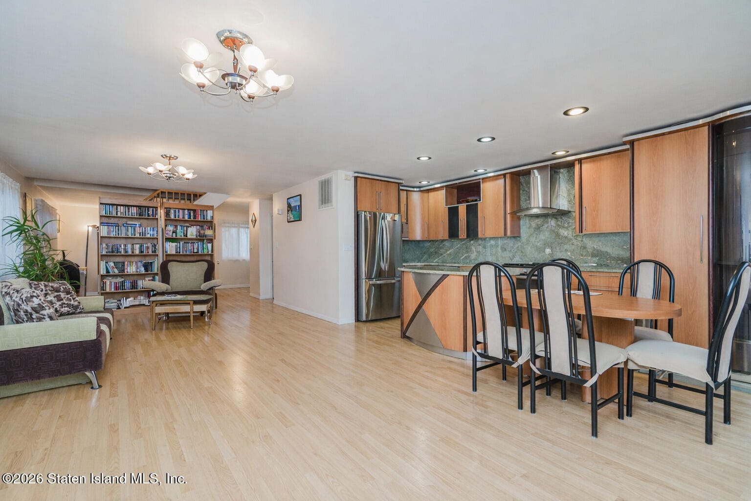 17 Red Cedar Lane, Staten Island, NY, 10309 image 32