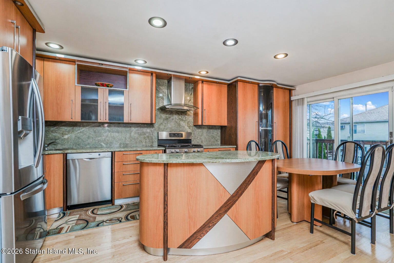 17 Red Cedar Lane, Staten Island, NY, 10309 image 33