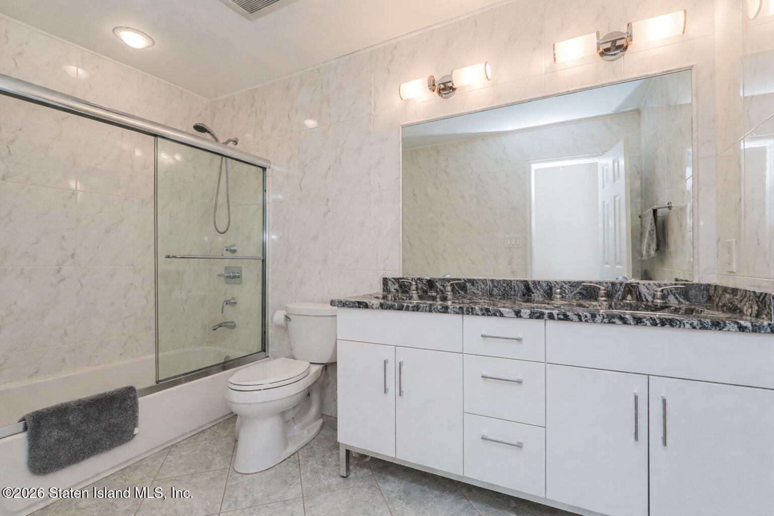 17 Red Cedar Lane, Staten Island, NY, 10309