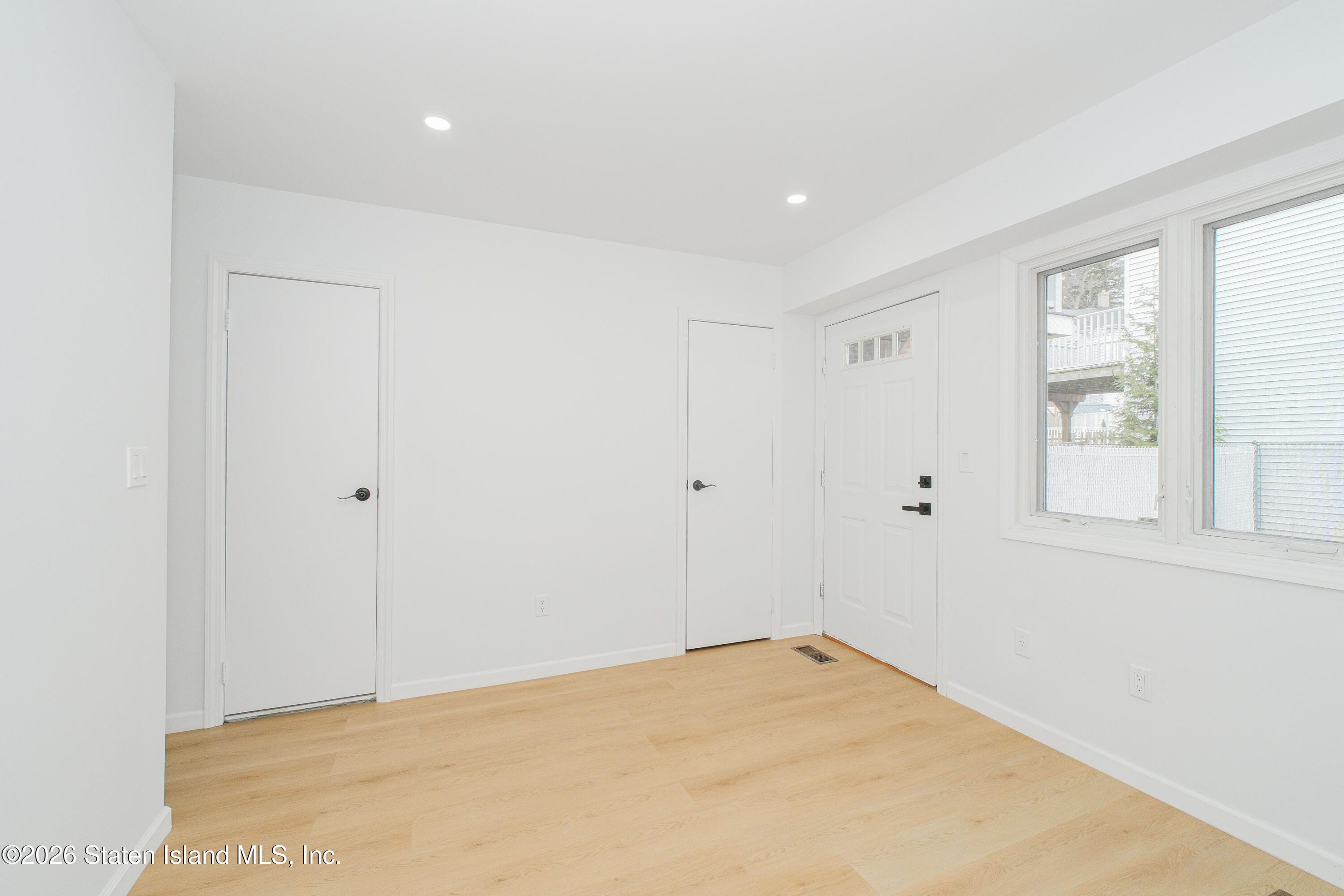 63 Avon Lane, Staten Island, NY, 10314 image 30