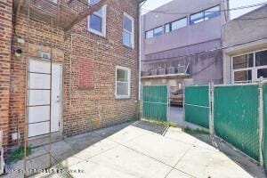 2076 Coyle Street Image 2