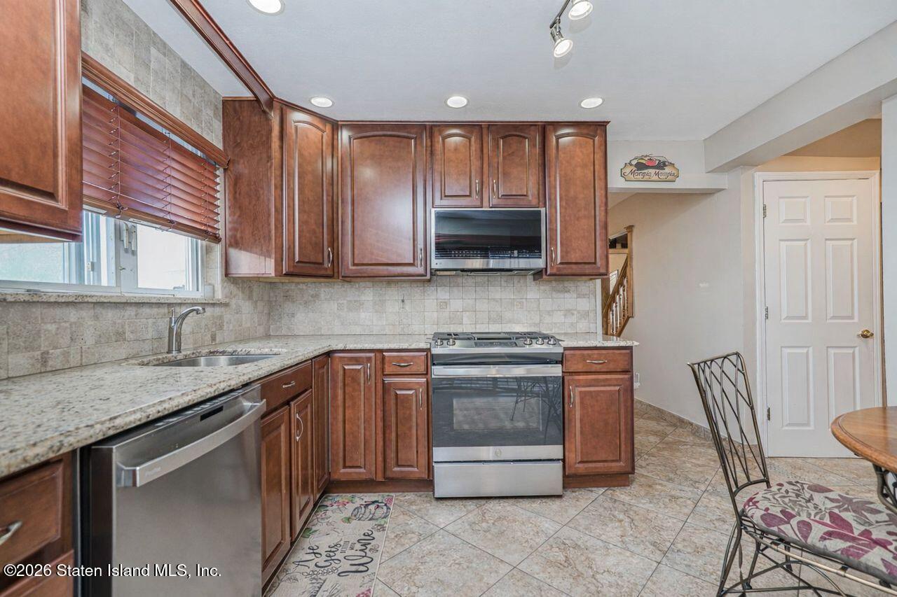 43 Redgrave Avenue, Staten Island, NY, 10306 image 8