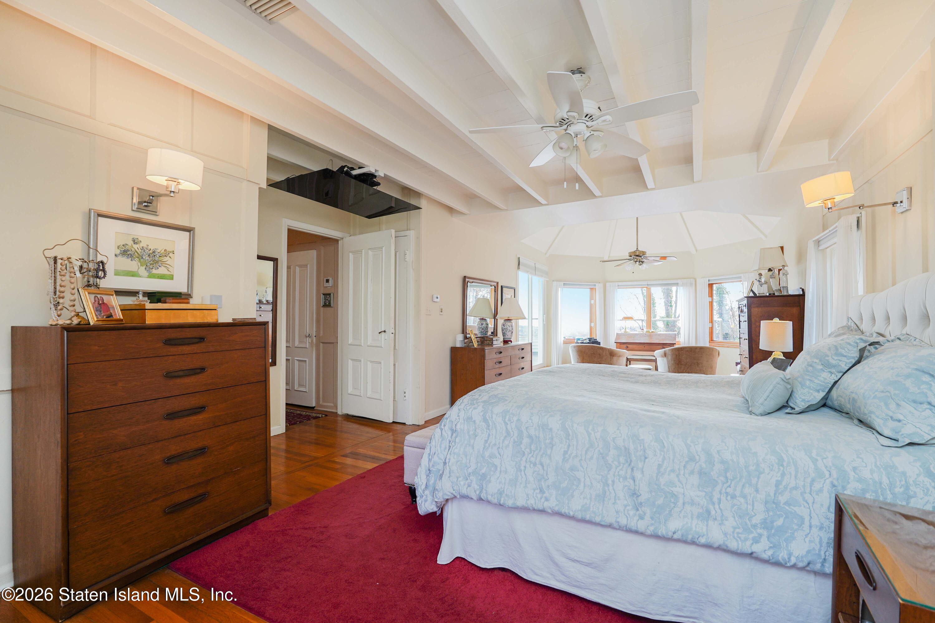 45 E Loop Road, Staten Island, NY, 10304 image 28