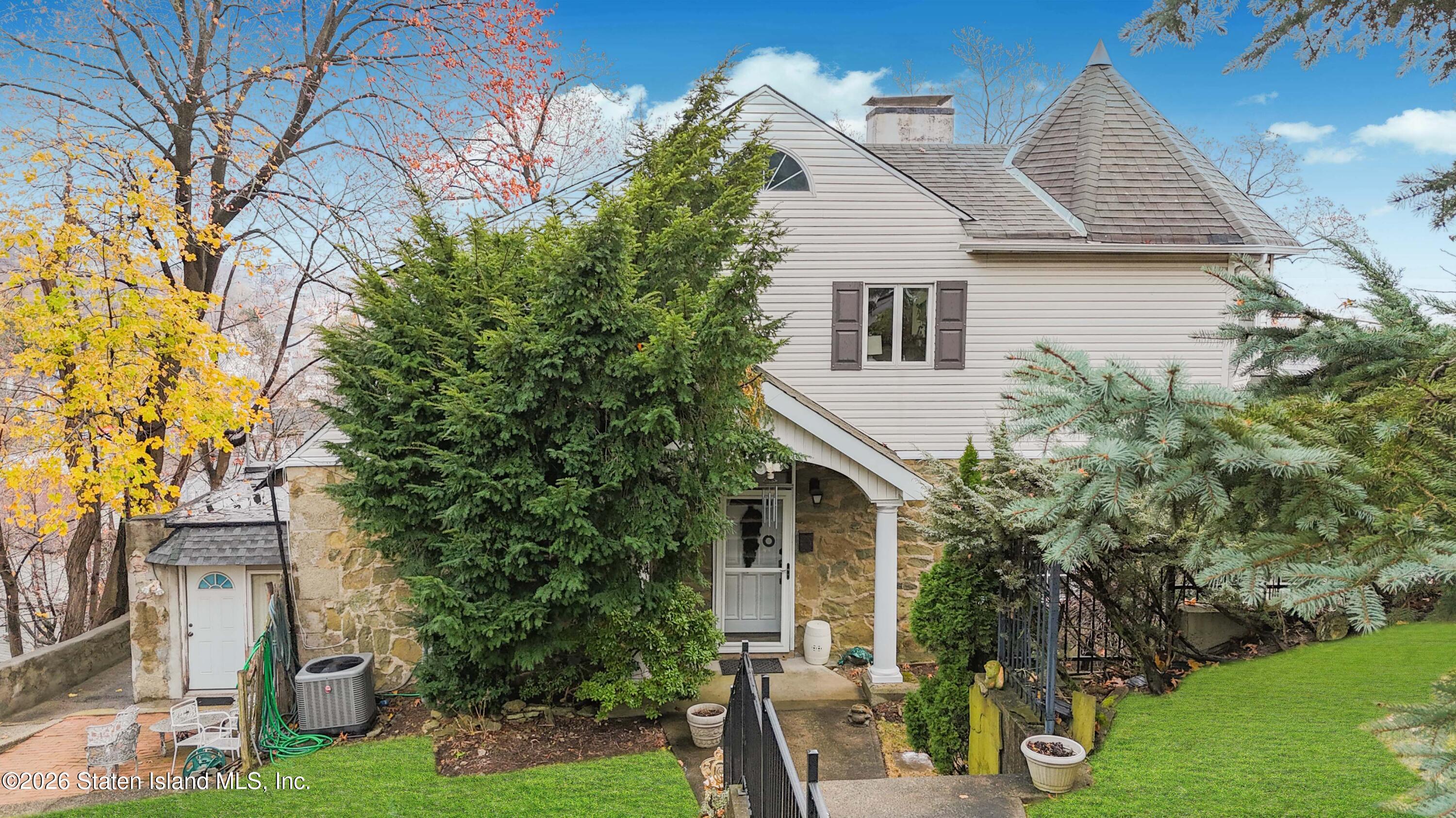 45 E Loop Road Image 2