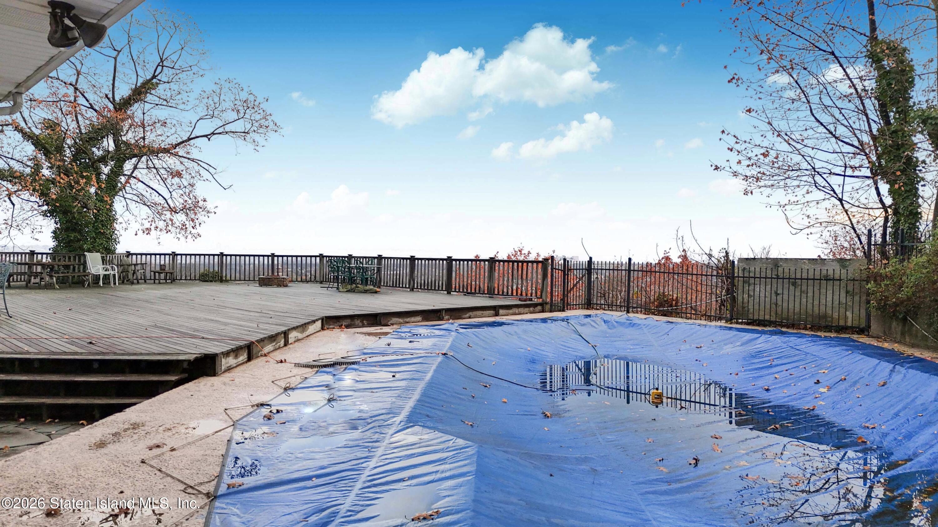 45 E Loop Road, Staten Island, NY, 10304 image 39