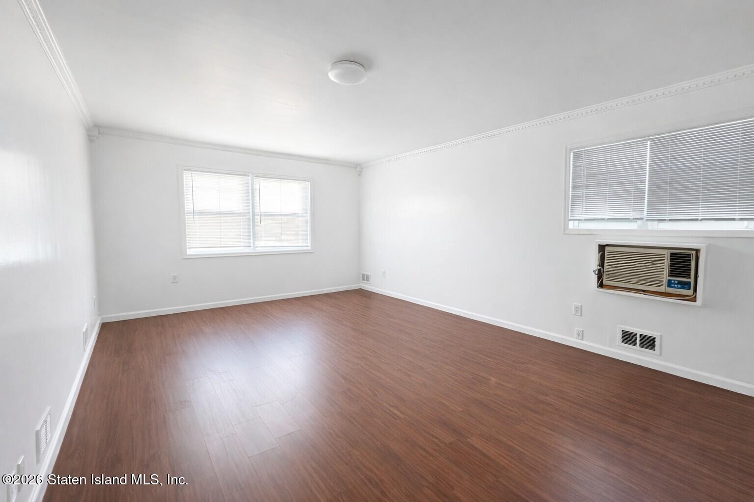 17 Alexander Avenue Image 5