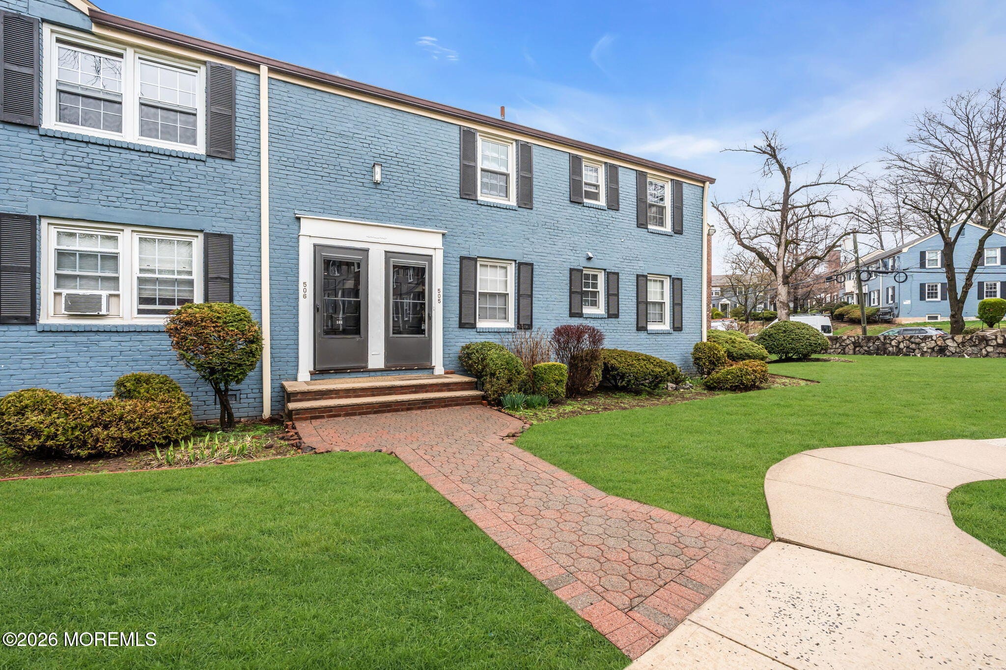 505 Lincoln Park Image 3