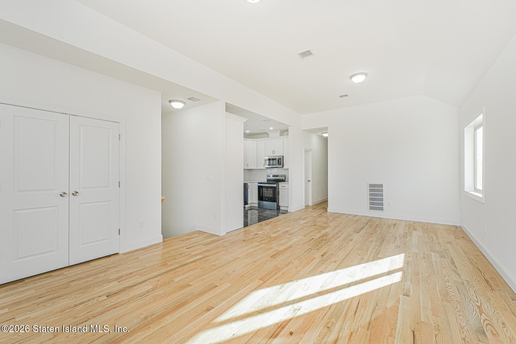 16 Church Avenue Image 3