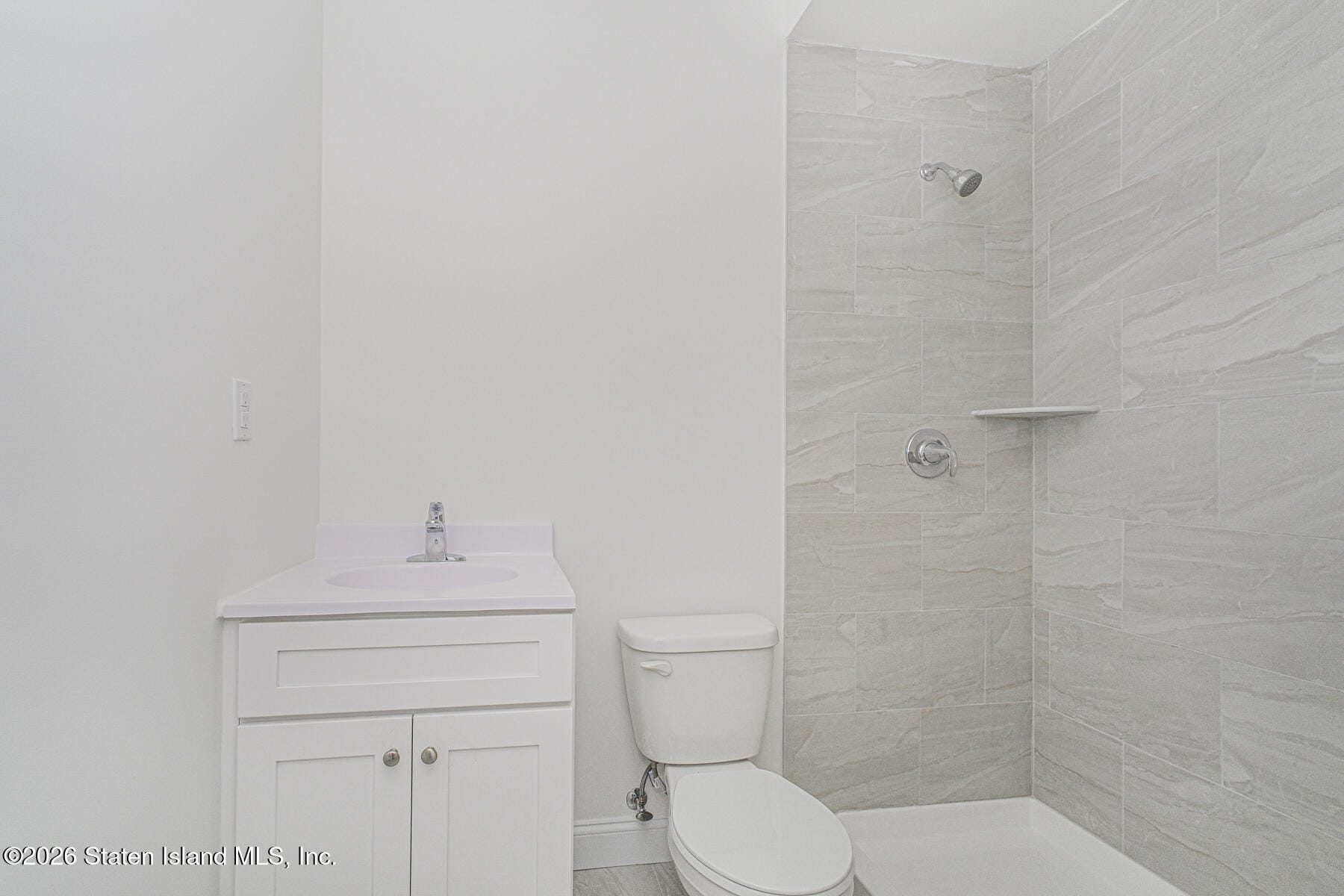 16 Church Avenue, Staten Island, NY, 10314 image 38