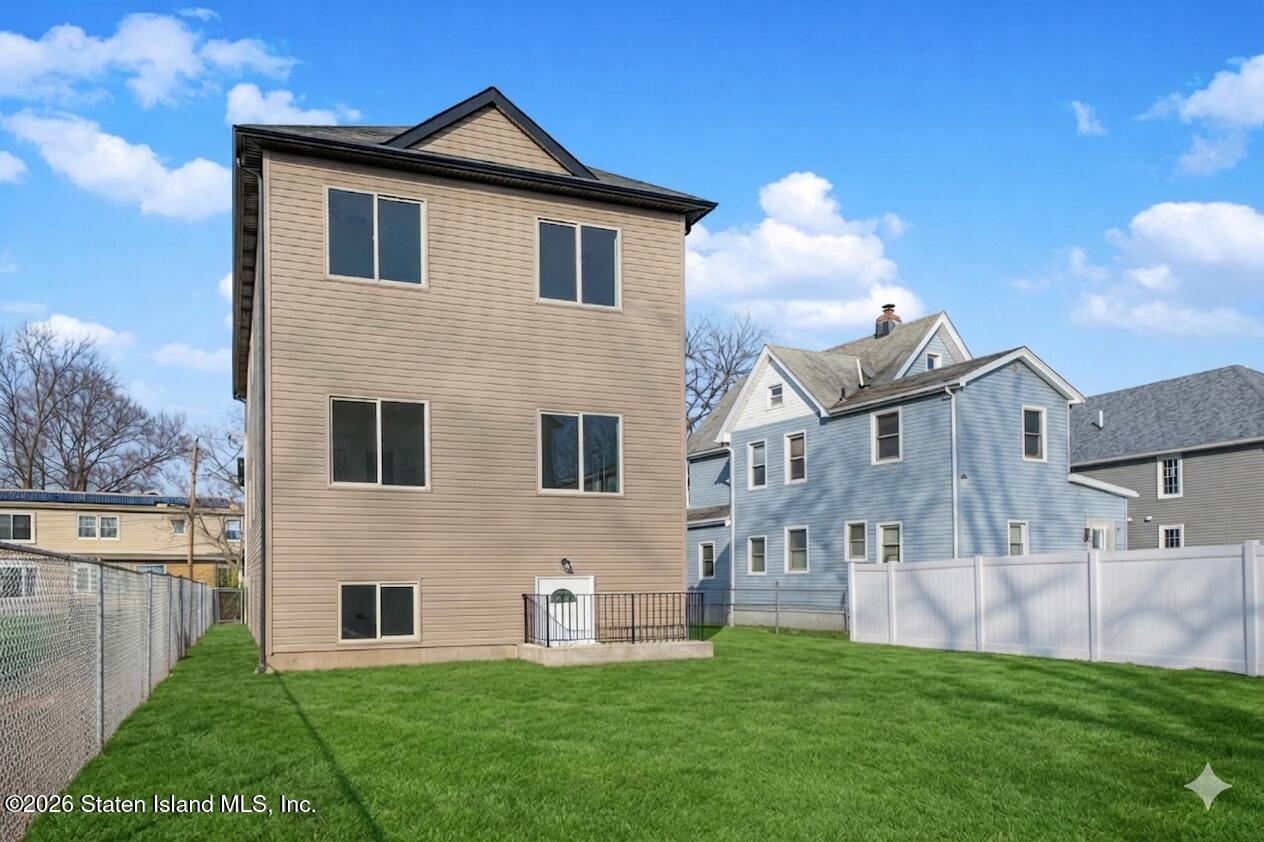 16 Church Avenue, Staten Island, NY, 10314 image 48