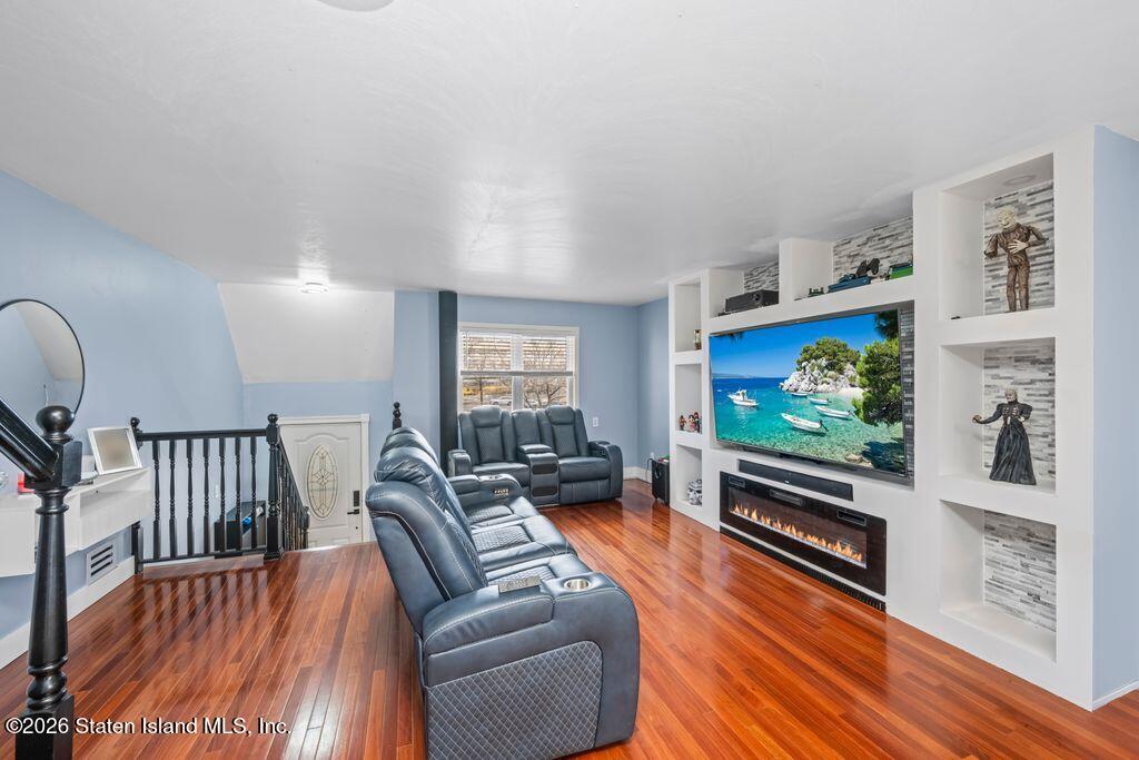 108 Fahy Avenue Image 4