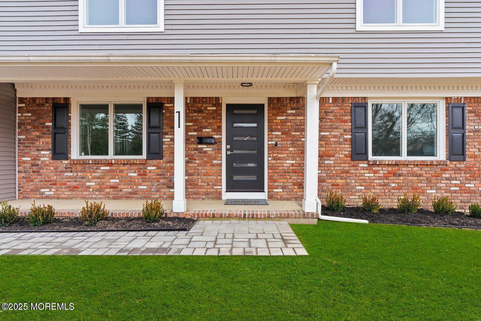 1 Robin Drive Image 2