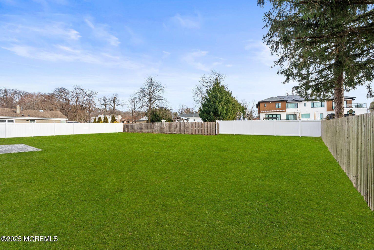 1 Robin Drive, Oakhurst, NJ, 07755 image 48