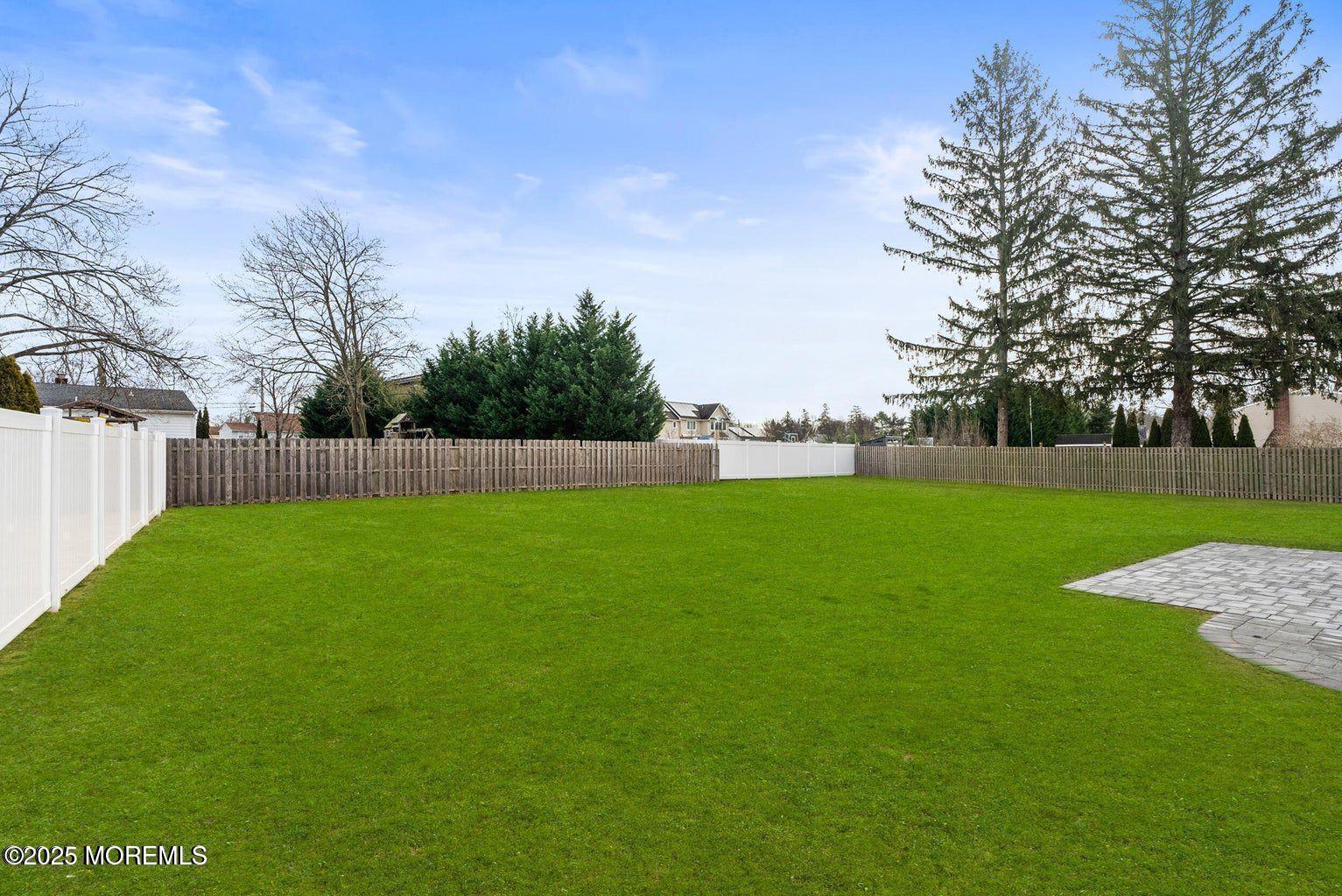 1 Robin Drive Image 4