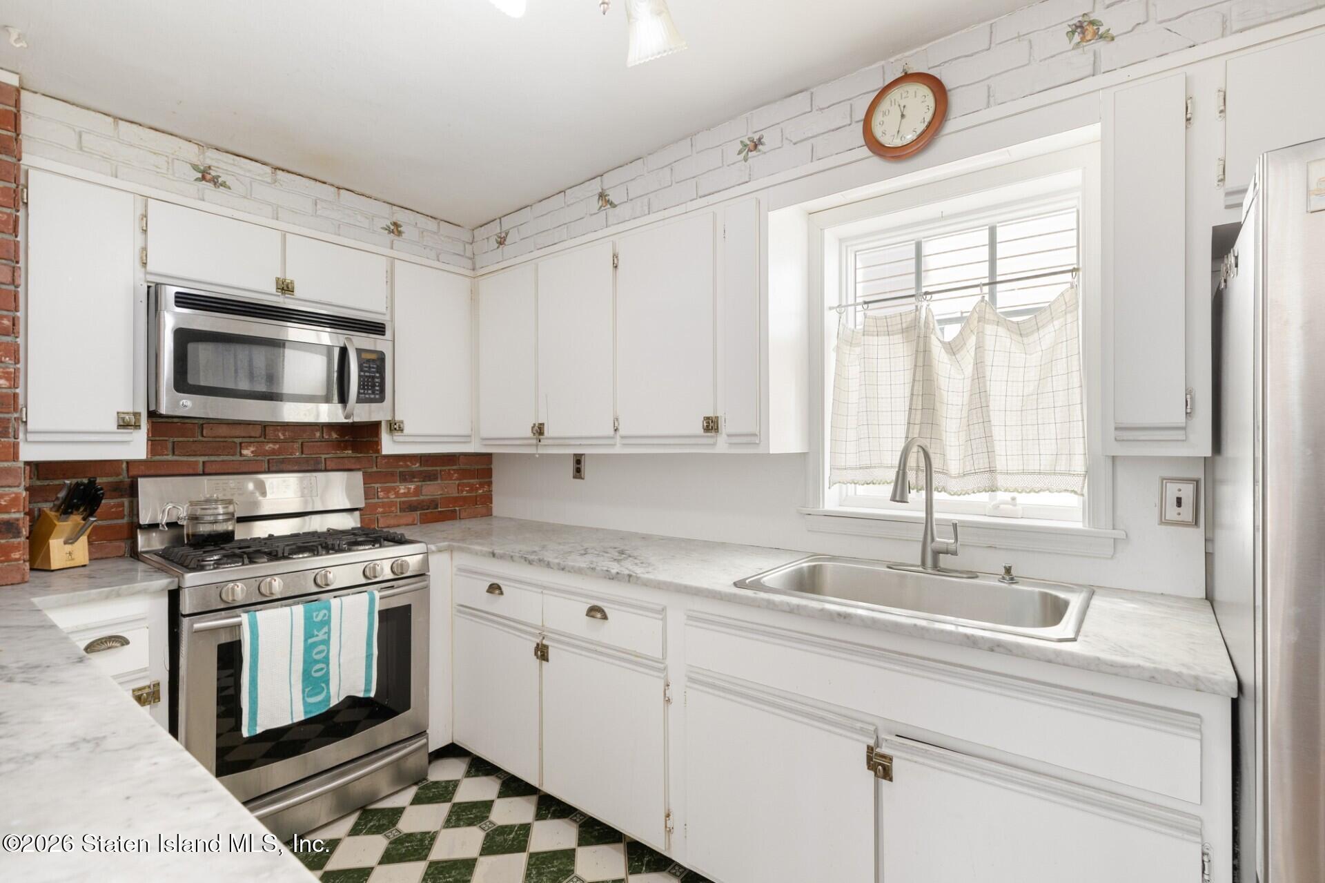 71 Adams Avenue, Staten Island, NY, 10306 image 9