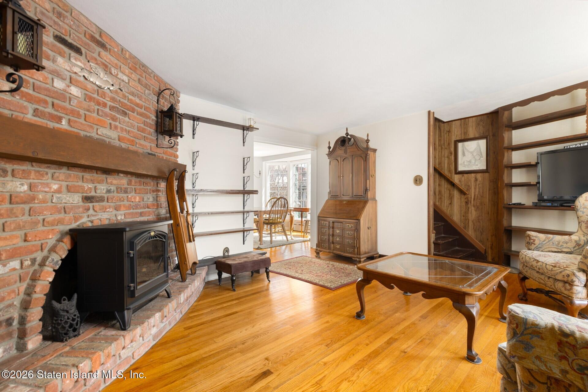 71 Adams Avenue Image 5