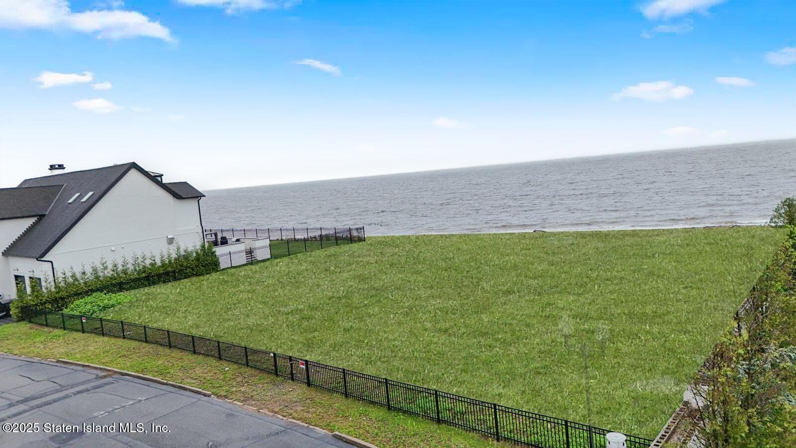 140 Nicolosi Drive Image 5