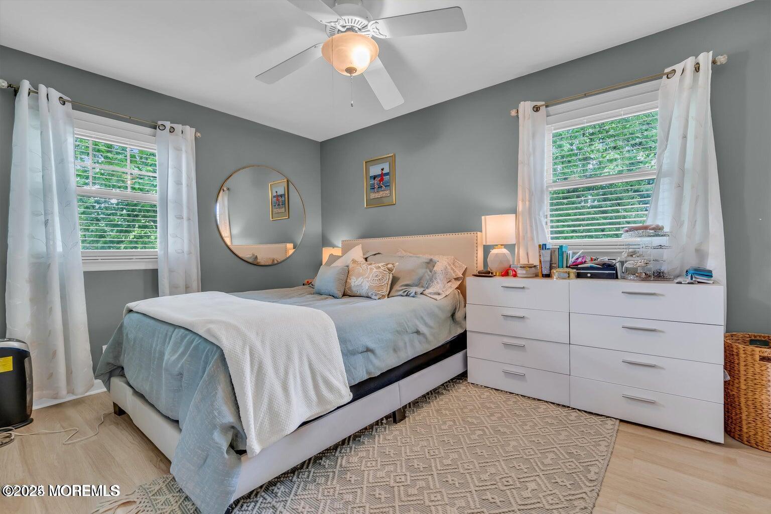 782 Bay Avenue Image 5