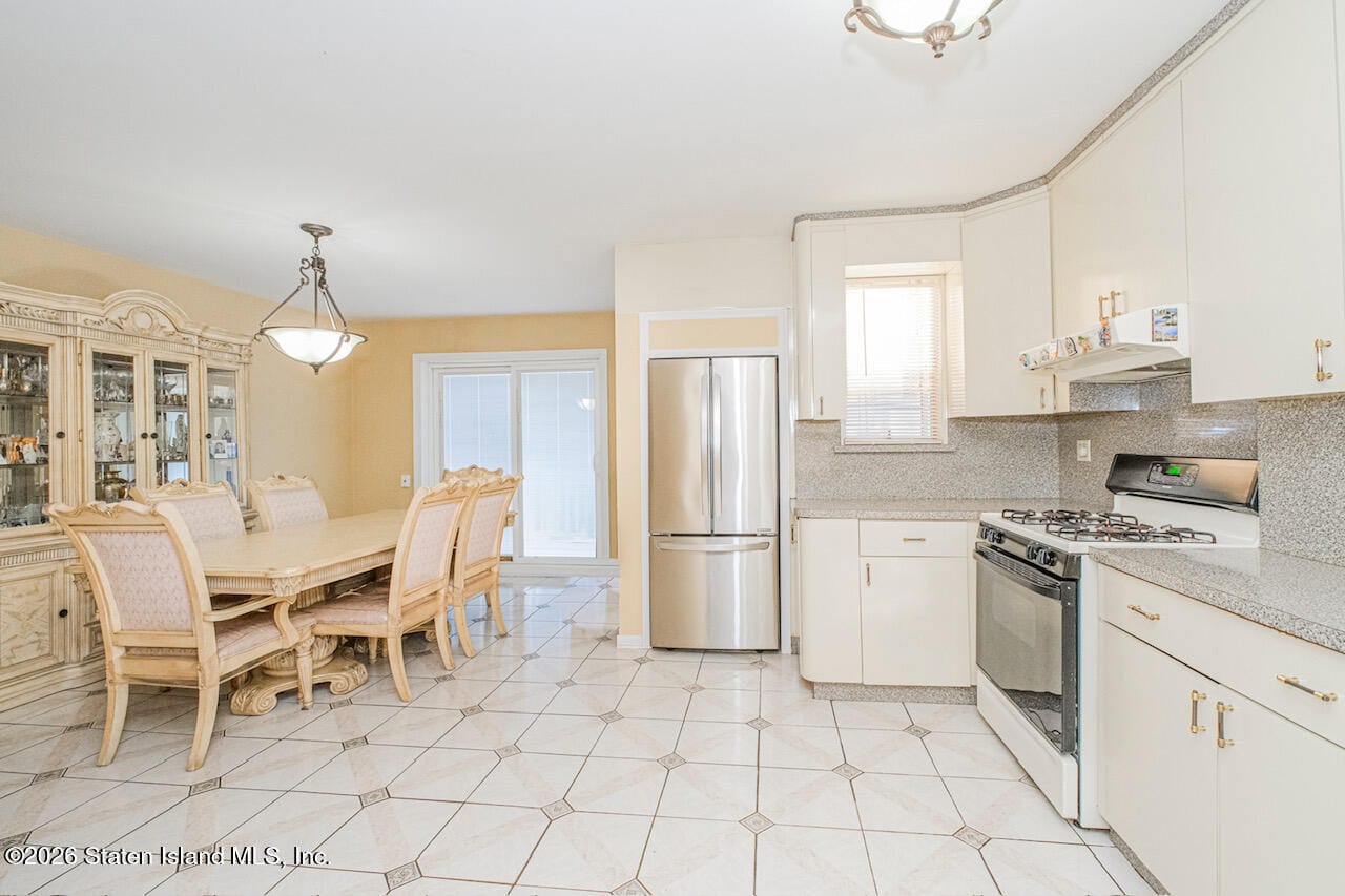 1858 W 5th Street Image 4