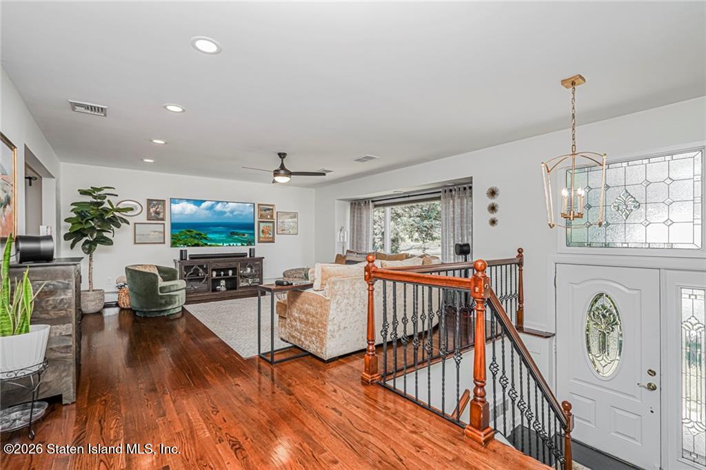 24 Pickersgill Avenue Image 4