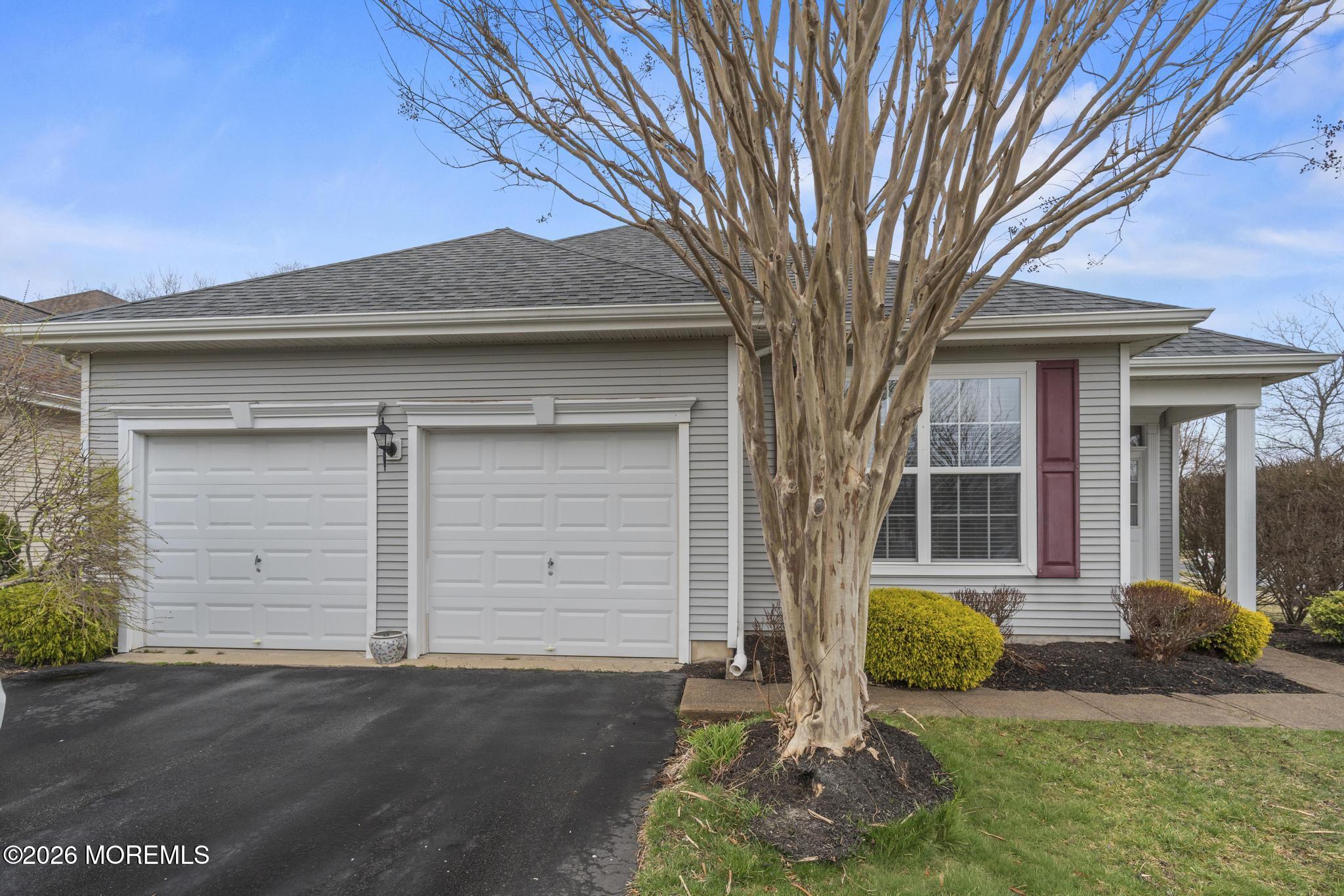 2 Windy Reef Court Image 3