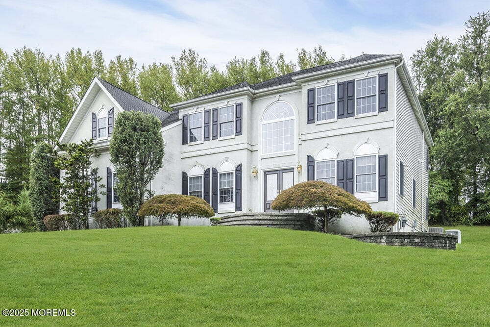 22 Forest Lane Image 3