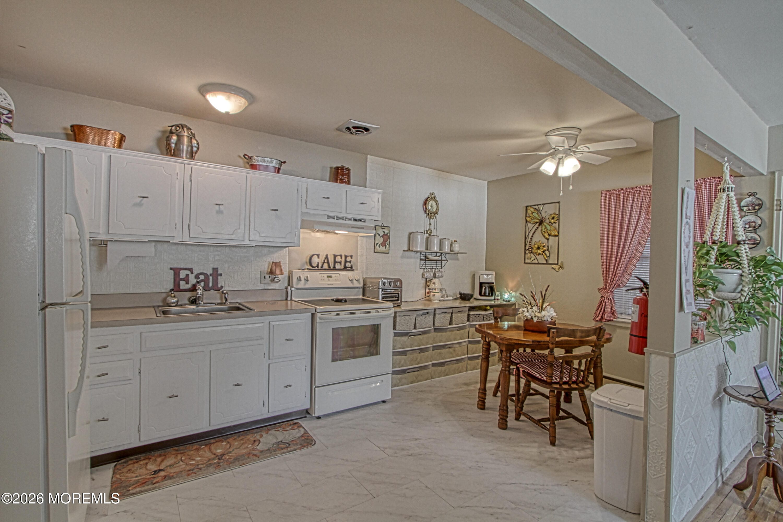 175 Columbine Avenue A Image 3