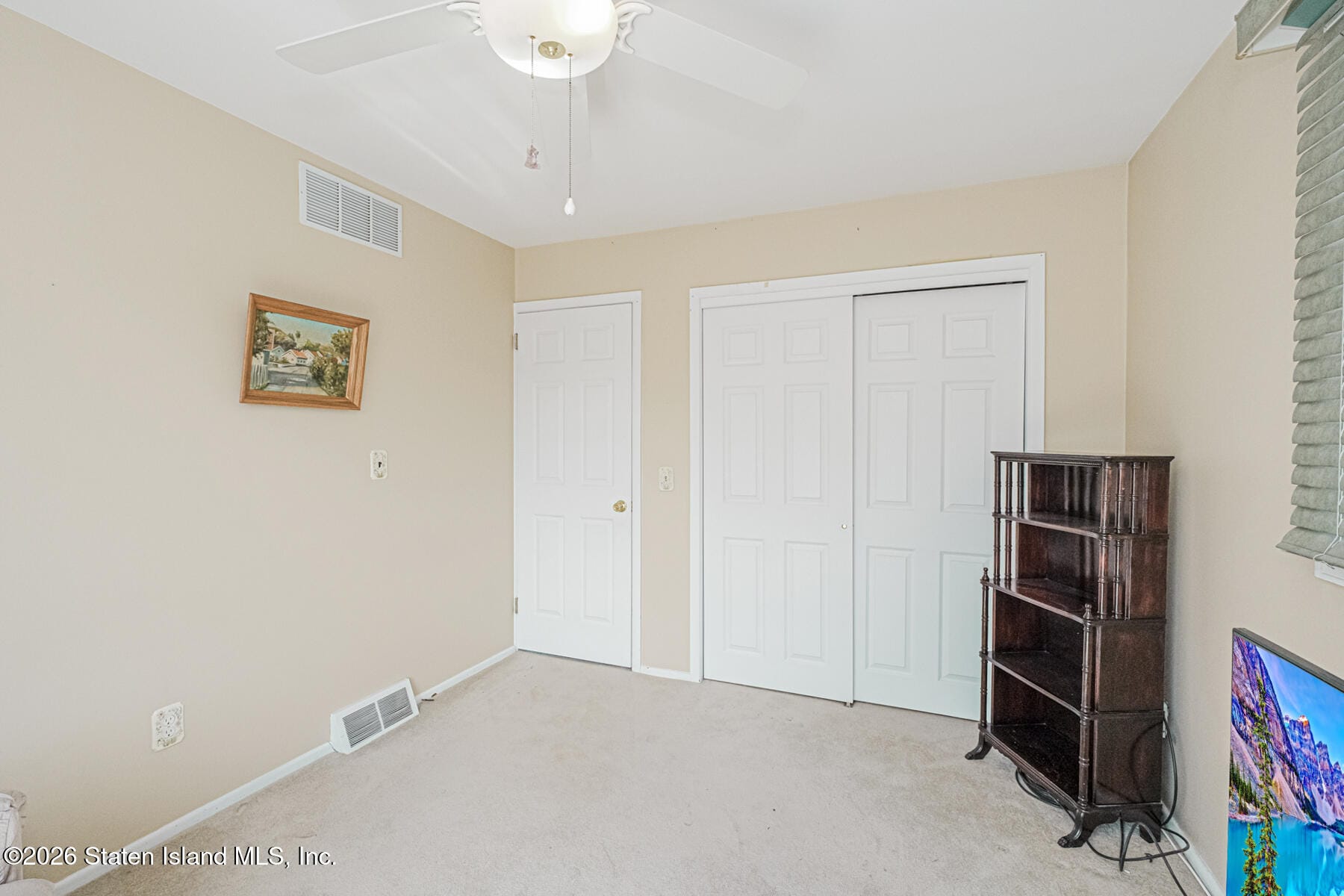 258 Woods Of Arden Road, Staten Island, NY, 10312 image 12