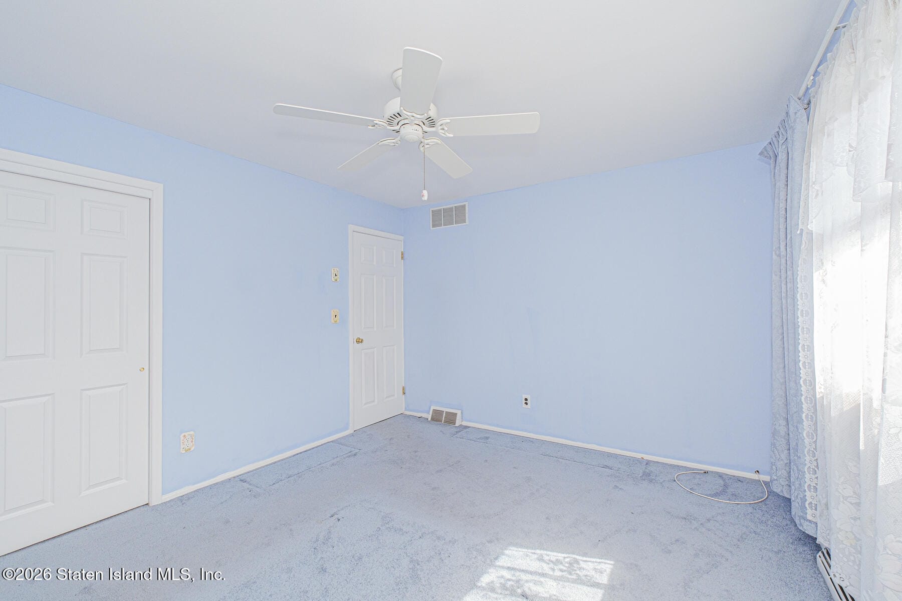 258 Woods Of Arden Road, Staten Island, NY, 10312 image 15