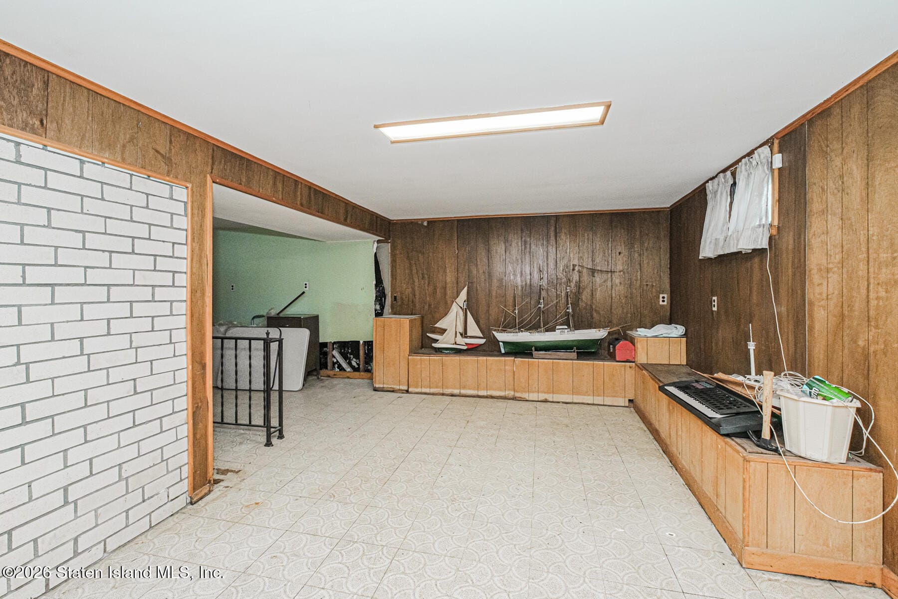 258 Woods Of Arden Road, Staten Island, NY, 10312 image 20